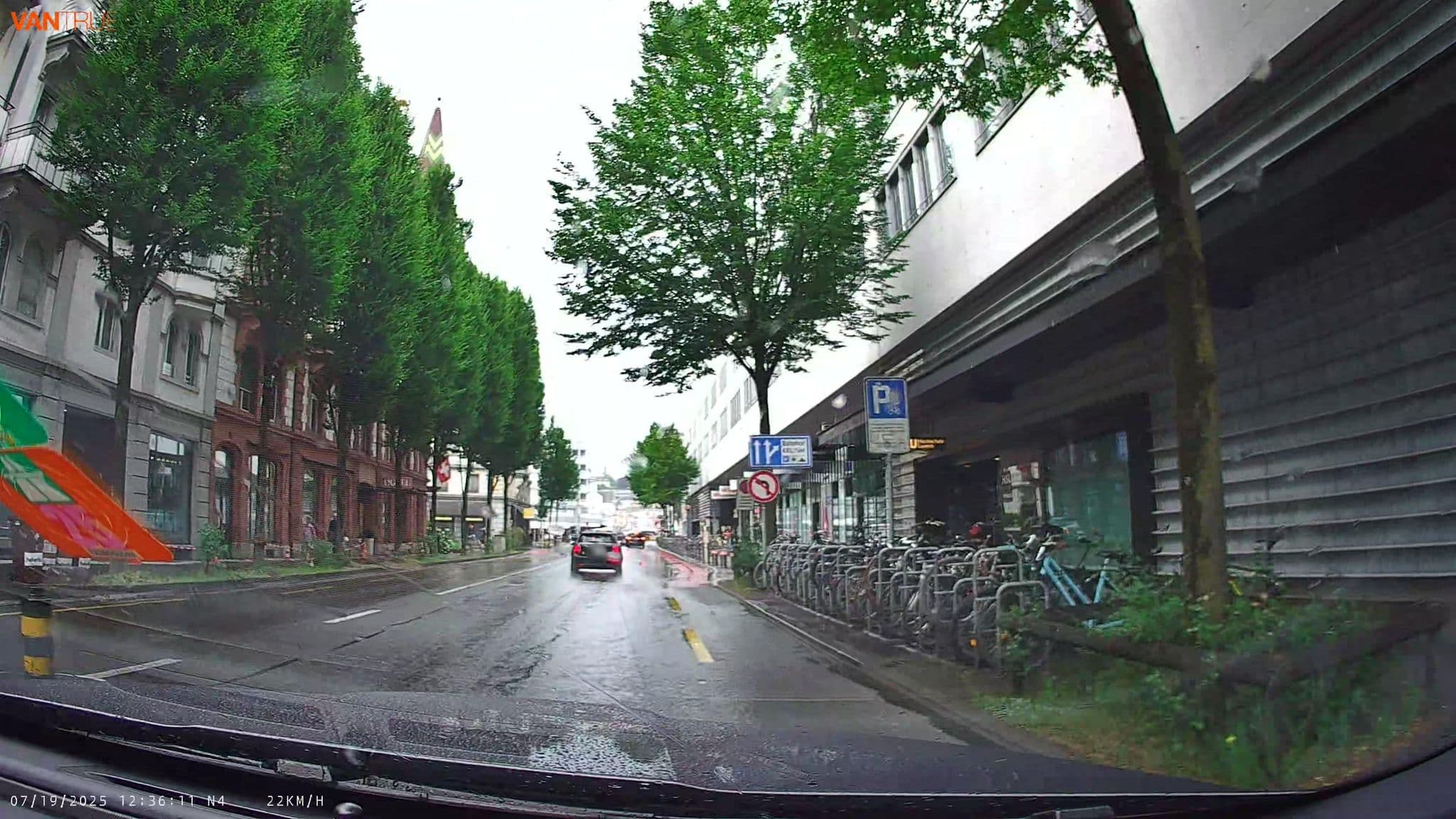 Street view near Inercontenental, Luzern — © fcignat (CC BY-SA · Mapillary)
