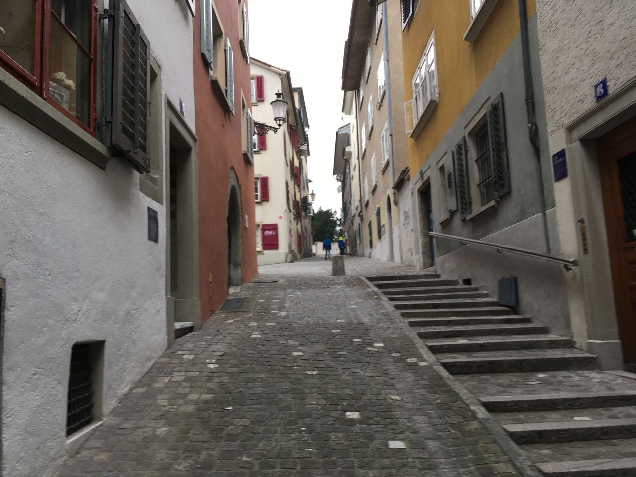 Street view near Büro Dr. Olivier Deprez, Pensionskassenexperte, Zürich (Kreis 1) / Rathaus — © beat (CC BY-SA · Mapillary)