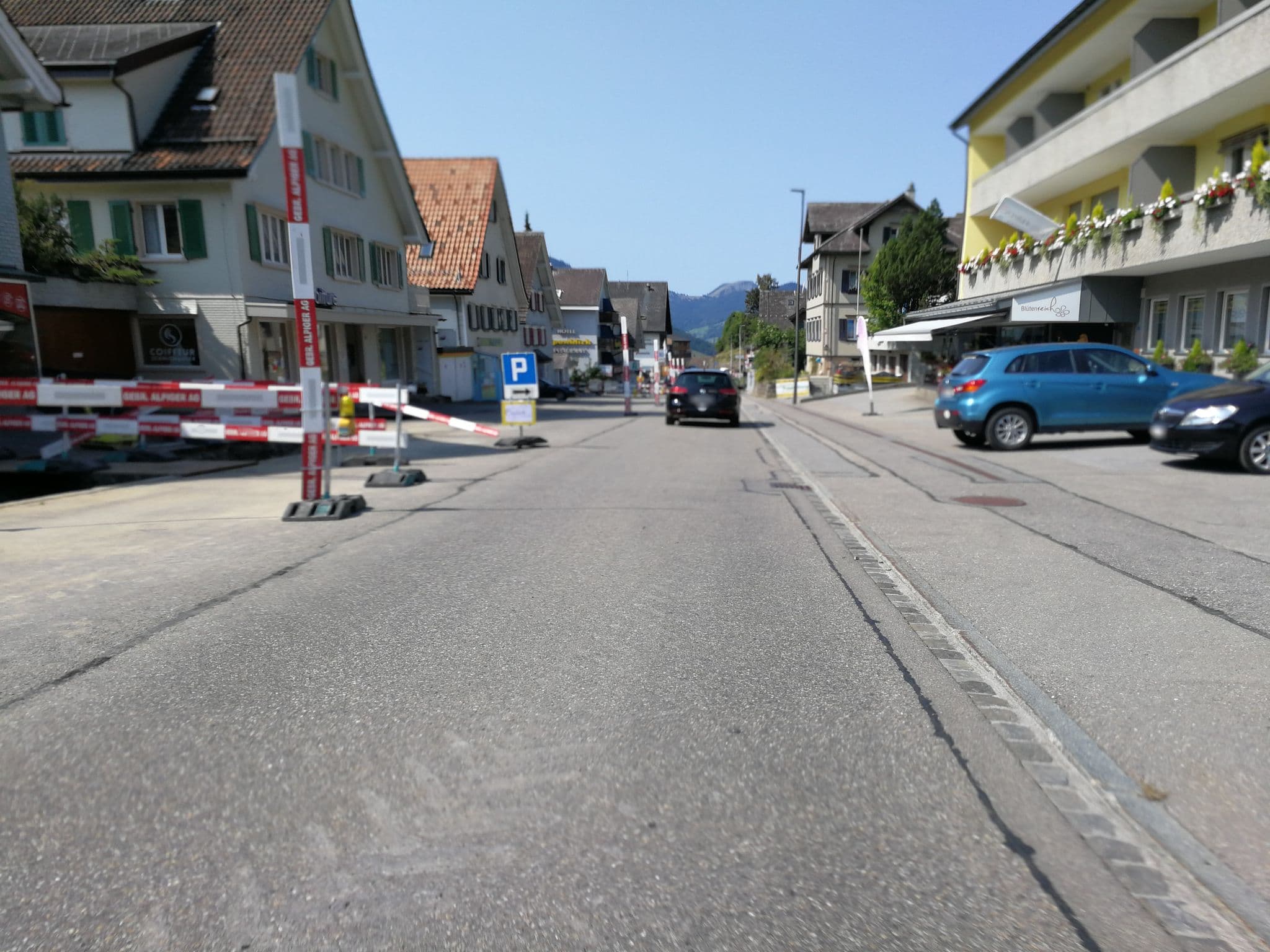 Street view near Alpenblick, Weinbeer Fam, Wildhaus — © barbe45 (CC BY-SA · Mapillary)