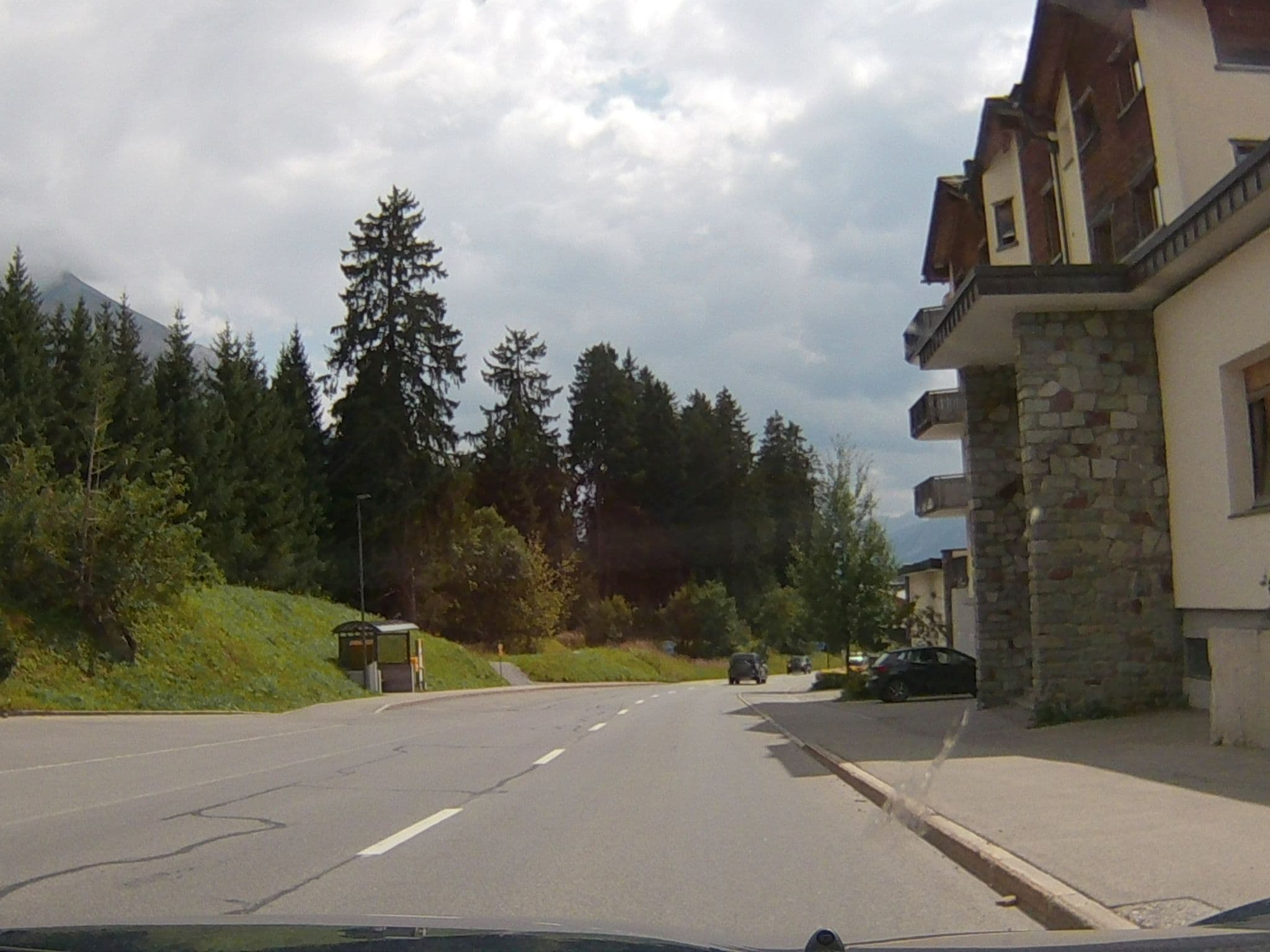 Street view near Hotel Boffalora, Lenzerheide — © endszbrxns (CC BY-SA · Mapillary)