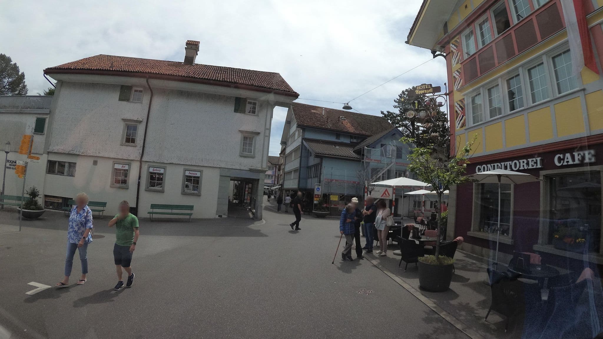 Street view near Weissbadbrucke Hotel Appenzell, Appenzell — © teddy73 (CC BY-SA · Mapillary)