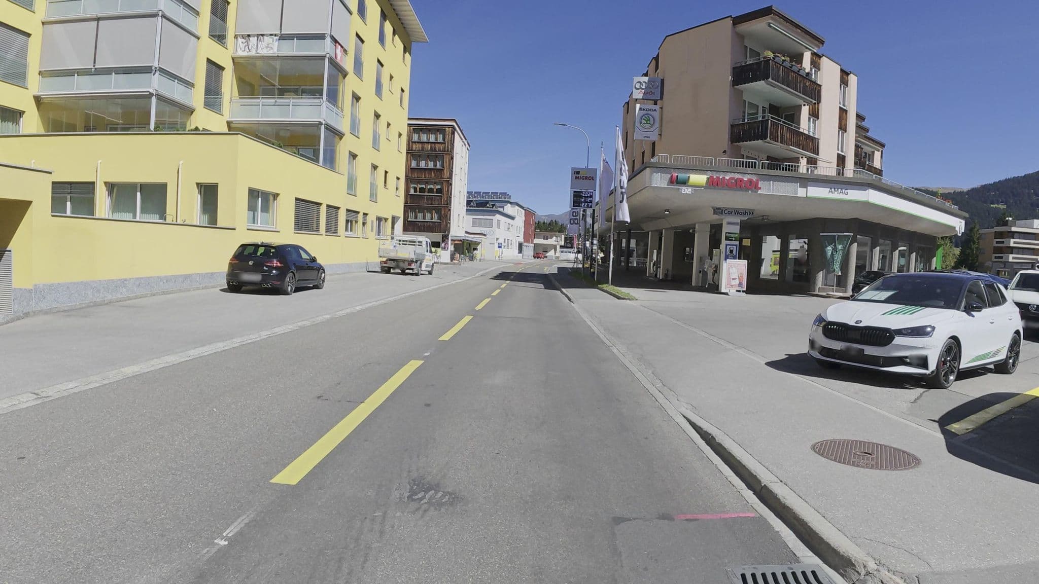 Street view near Hotel Restaurant Ammann, Davos — © Guzzi_Franze (CC BY-SA · Mapillary)