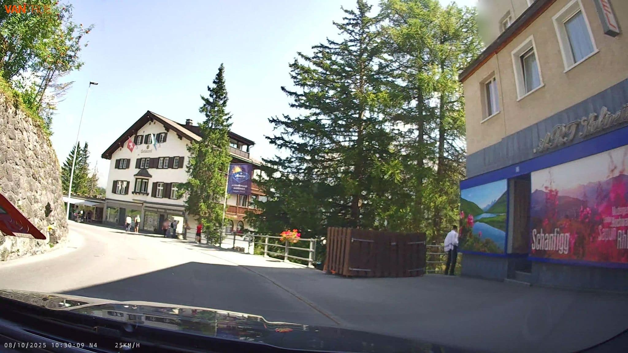 Street view near Apartment Salis 06, Arosa — © fcignat (CC BY-SA · Mapillary)