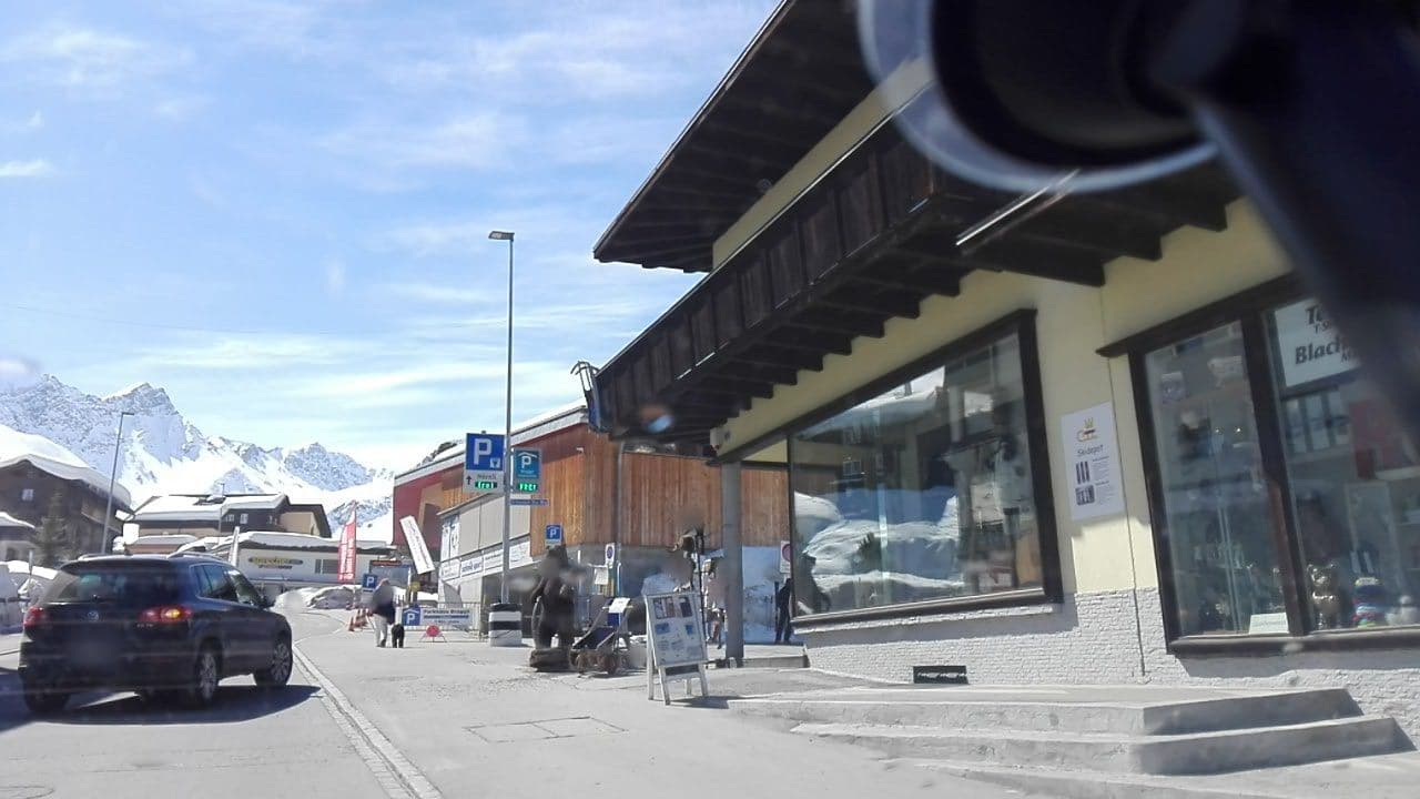 Street view near Hotel Obersee, Arosa — © gabriela_cruz (CC BY-SA · Mapillary)
