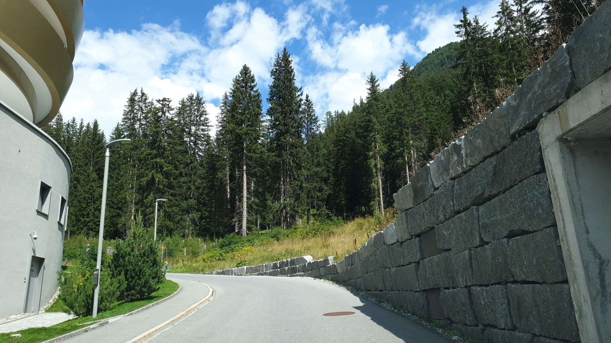 Street view near AlpenGold Davos, Davos — © jopparn (CC BY-SA · Mapillary)