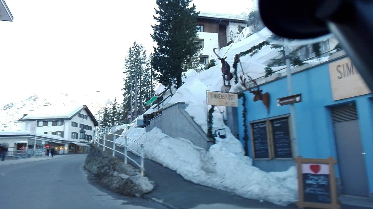 Street view near Rota Hus Nr 9, Arosa — © gabriela_cruz (CC BY-SA · Mapillary)