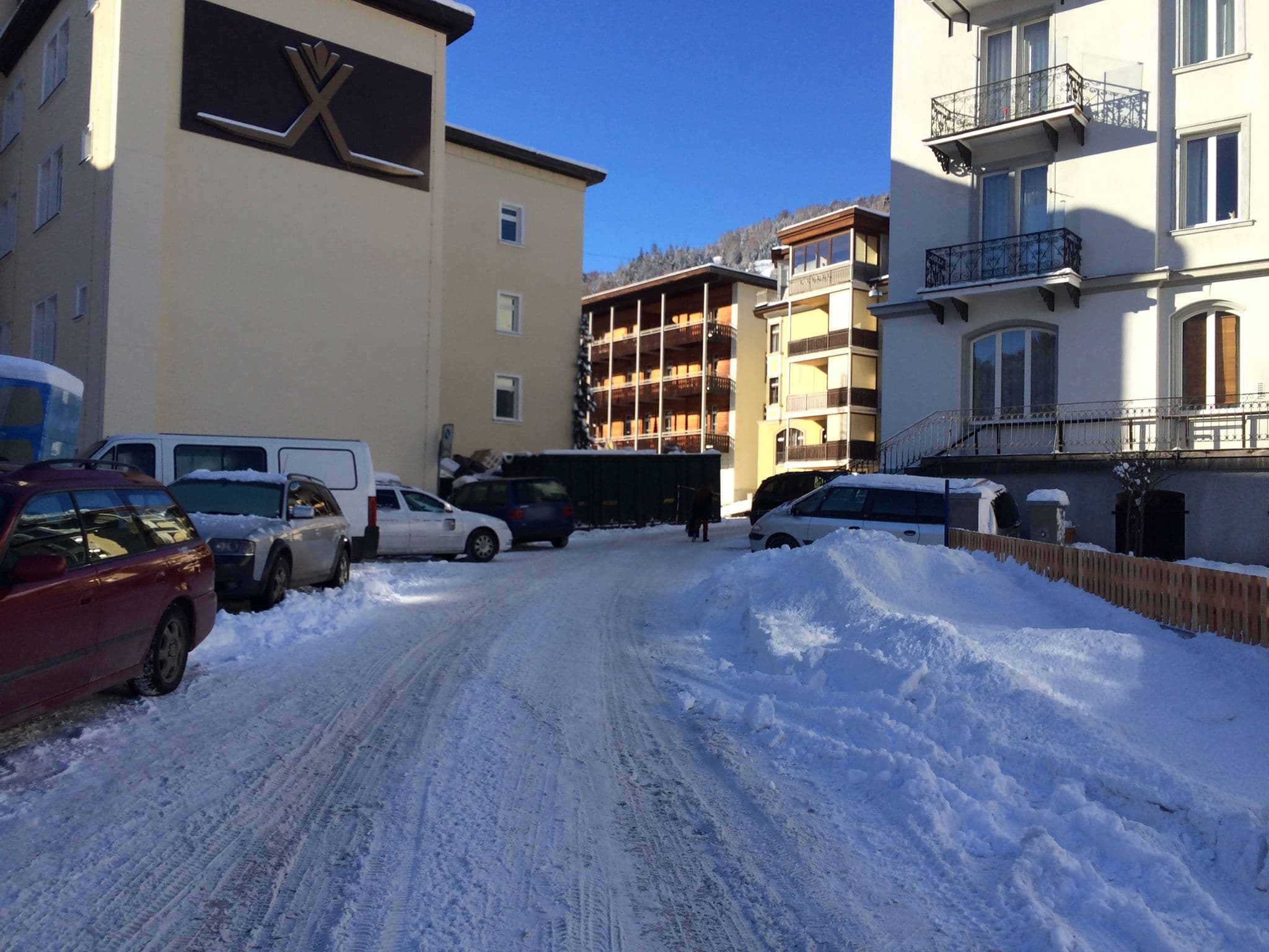 Street view near Rixos Flüela Davos, Davos — © jesolem (CC BY-SA · Mapillary)