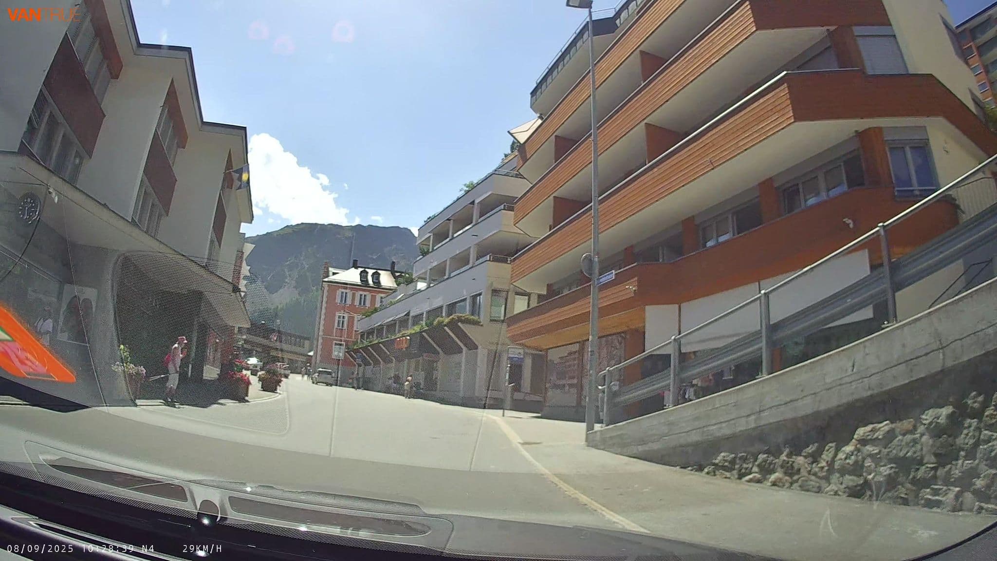 Street view near Hotel Alpina, Arosa — © fcignat (CC BY-SA · Mapillary)