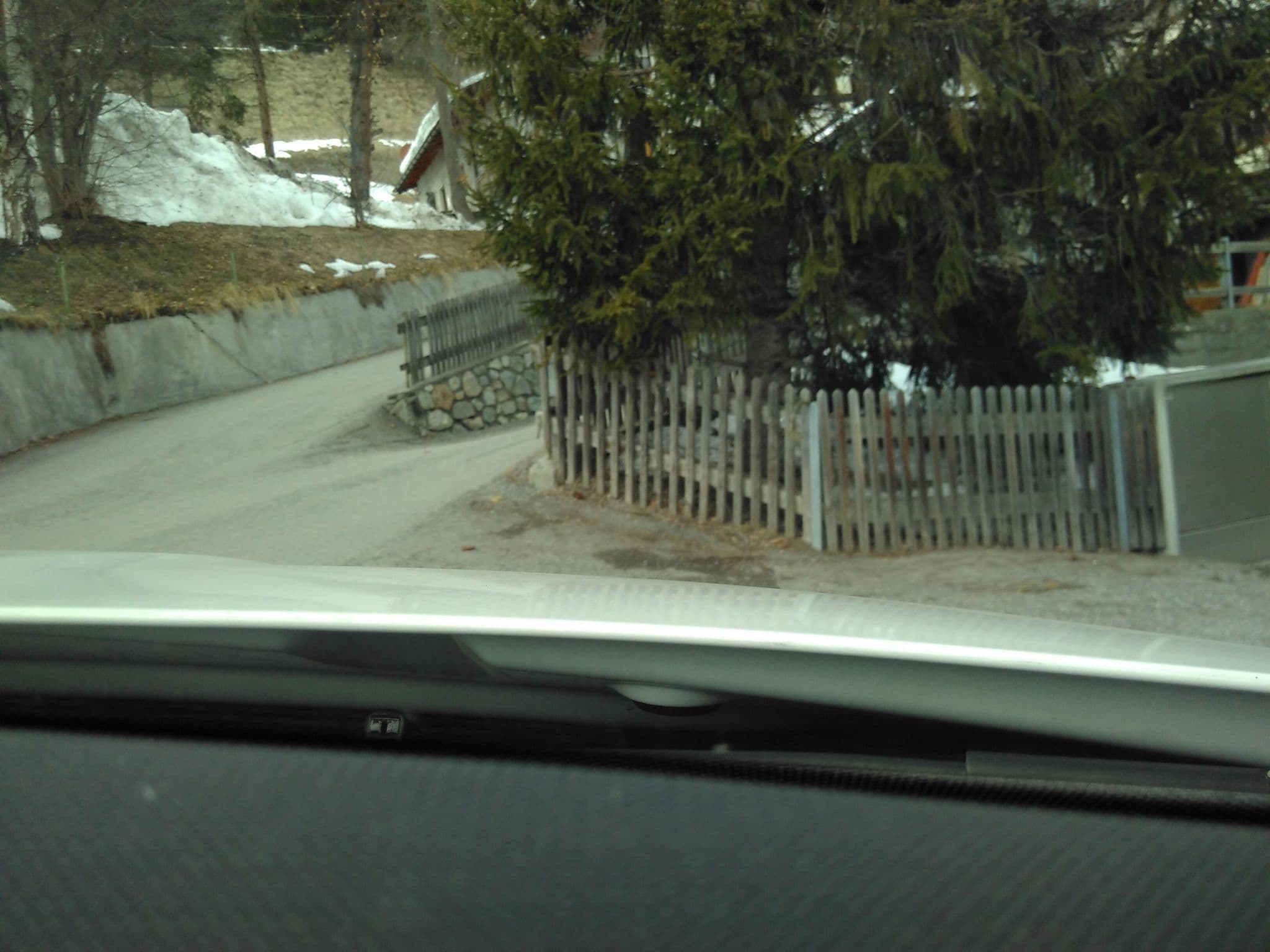 Street view near Chasa Avant-Porta, Scuol — © strassenfeger (CC BY-SA · Mapillary)