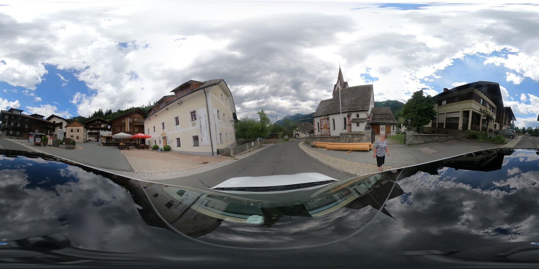 Street view near Gasthof Stöffler Fam. Wohlfahrt, Tristach — © peterleth (CC BY-SA · Mapillary)