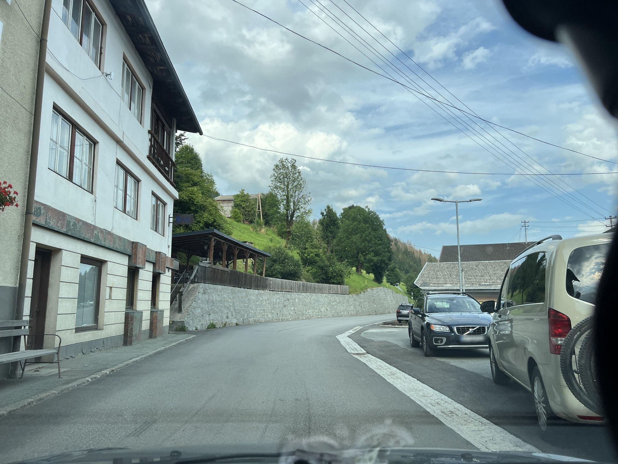 Street view near Gasthaus zur Post, Tristach — © igorzo (CC BY-SA · Mapillary)