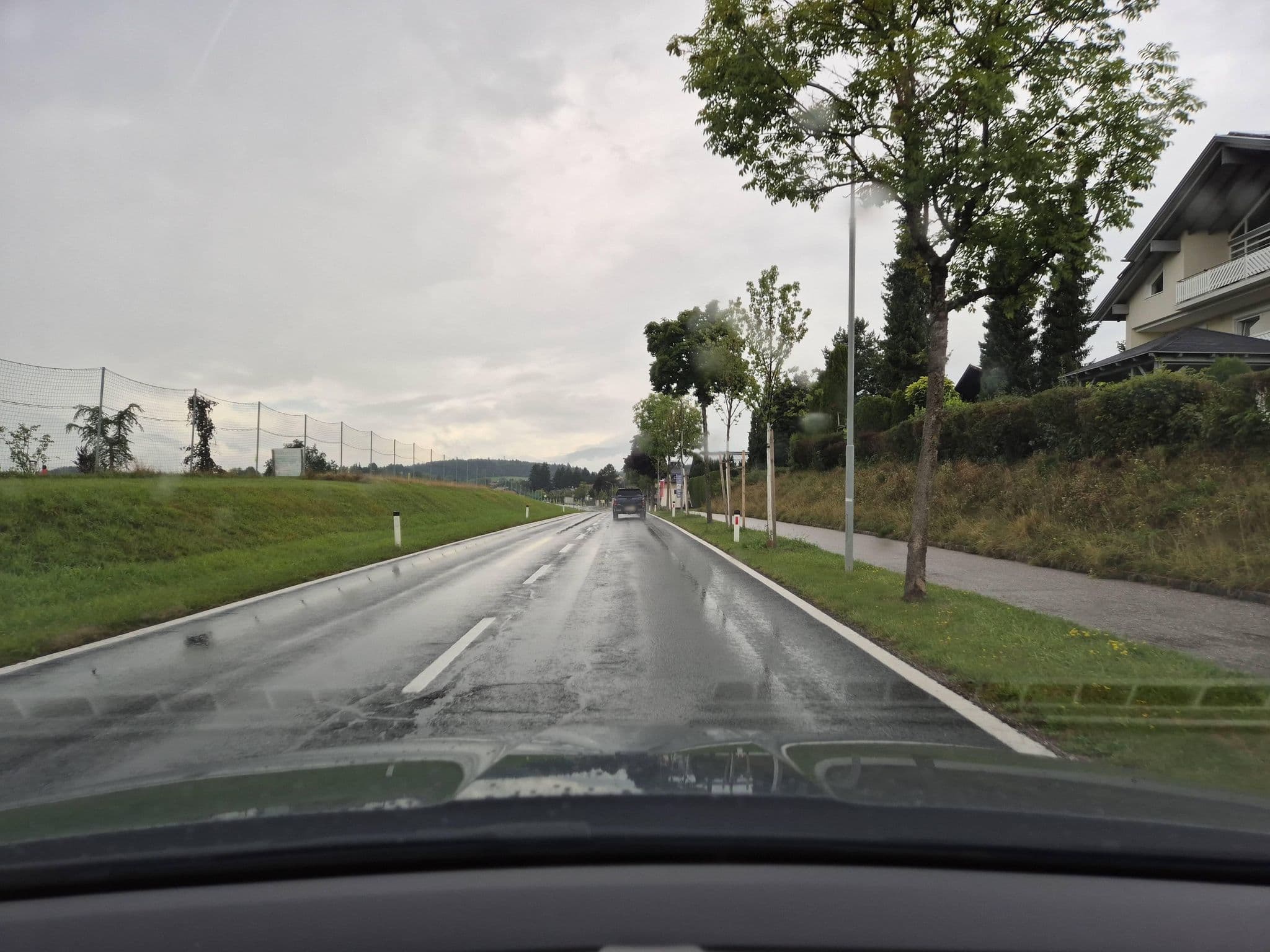 Street view near Haus Panorama, Faak am See — © schermy_at (CC BY-SA · Mapillary)