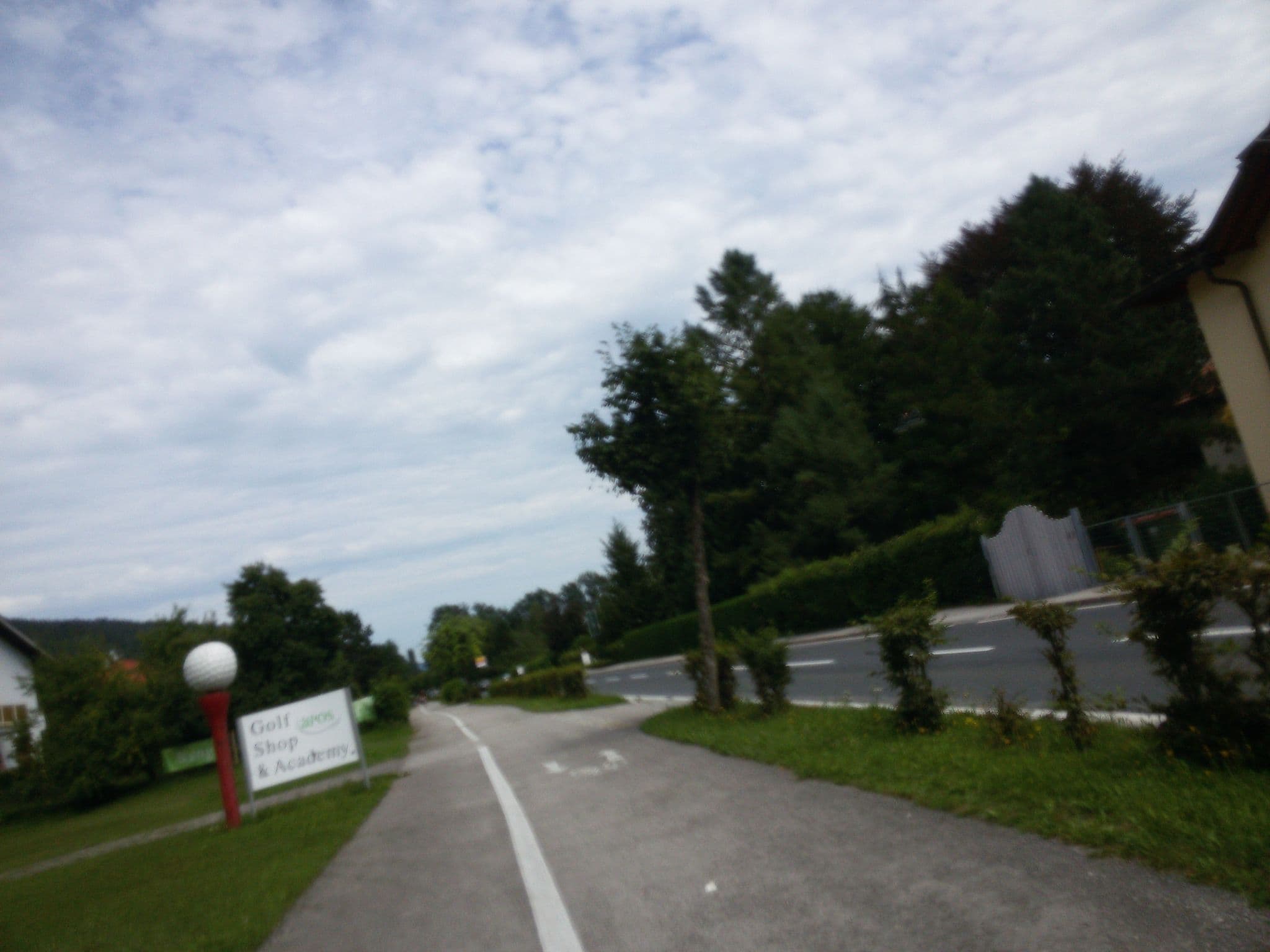 Street view near Seehotel Paulitsch, Velden am Wörther See — © eccoilmoro (CC BY-SA · Mapillary)