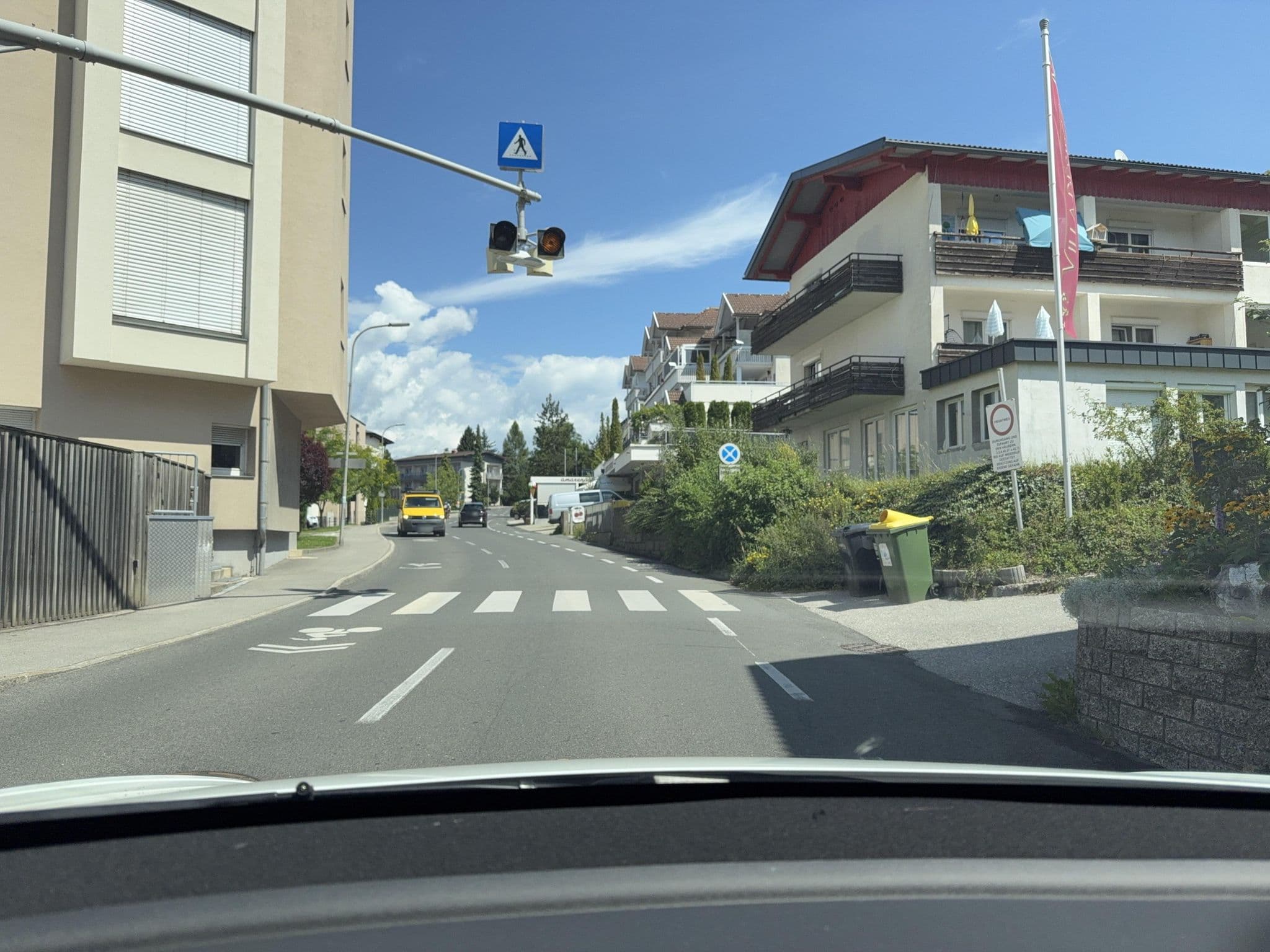 Street view near Ferienwohnungen Rosenhof Dreimäderlhaus am See, Faak am See — © ottor (CC BY-SA · Mapillary)