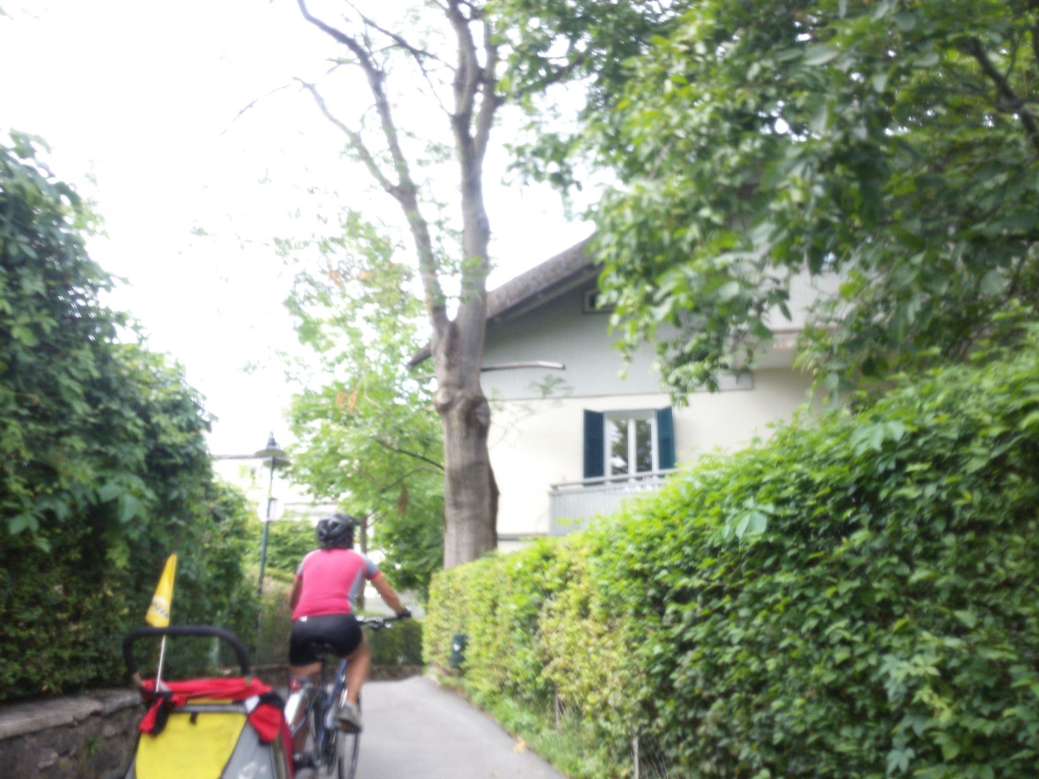 Street view near Strand-Hotel Villa Bulfon, Familie Bulfon, Velden am Wörther See — © eccoilmoro (CC BY-SA · Mapillary)