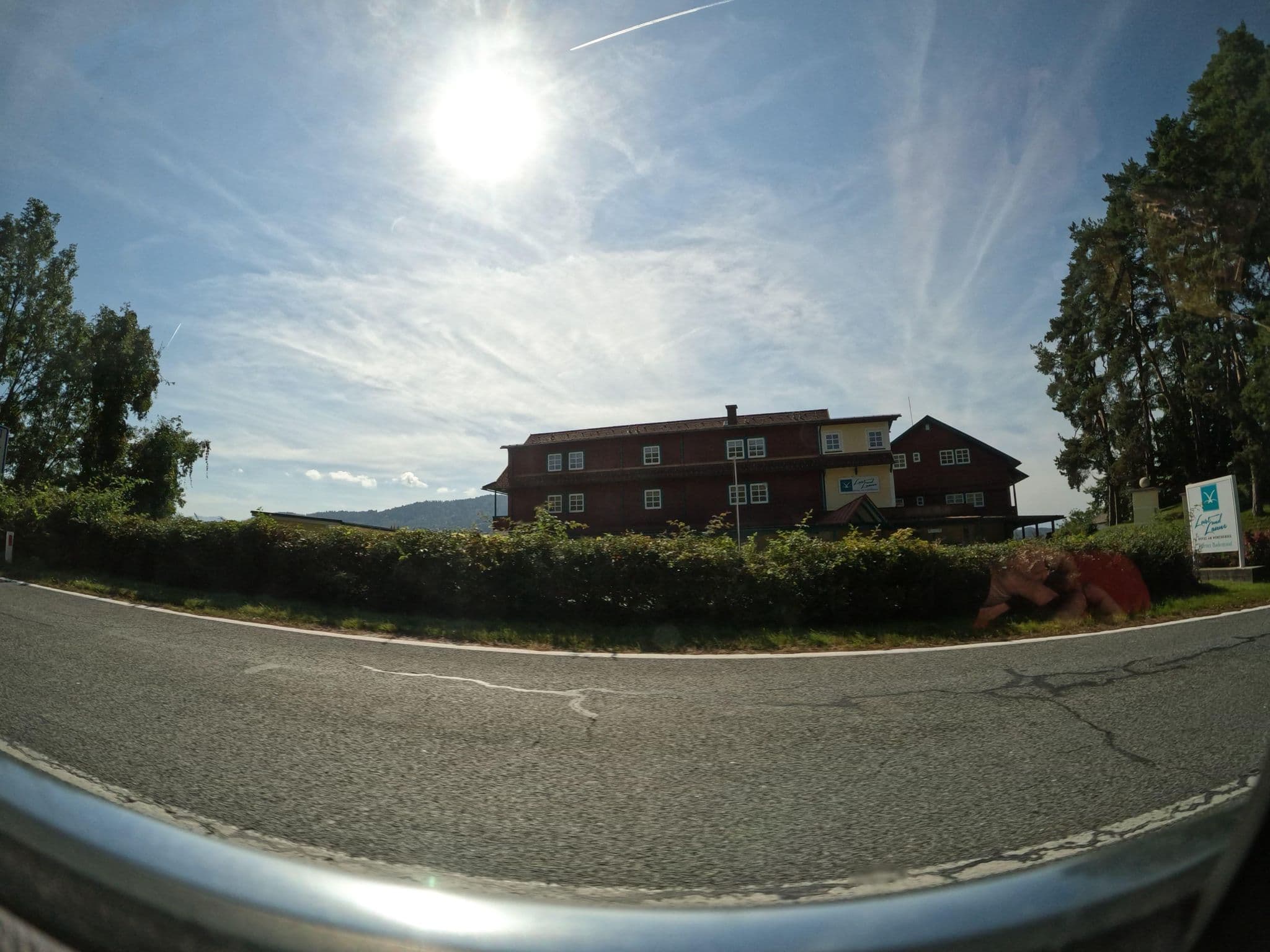 Street view near Striedingers Lusy Und Laune Hotel, Pörtschach am Wörthersee — © erias (CC BY-SA · Mapillary)