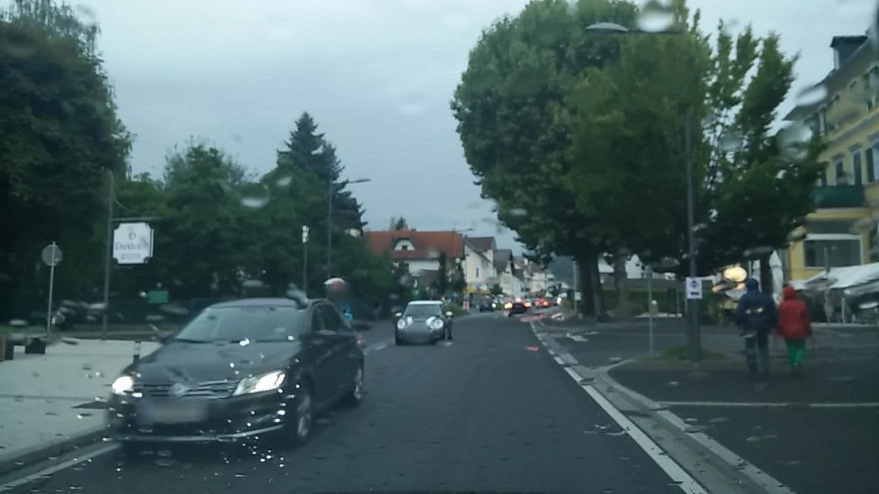 Street view near Solmaz GmbH Hotel, Pörtschach am Wörthersee — © bellazambo (CC BY-SA · Mapillary)