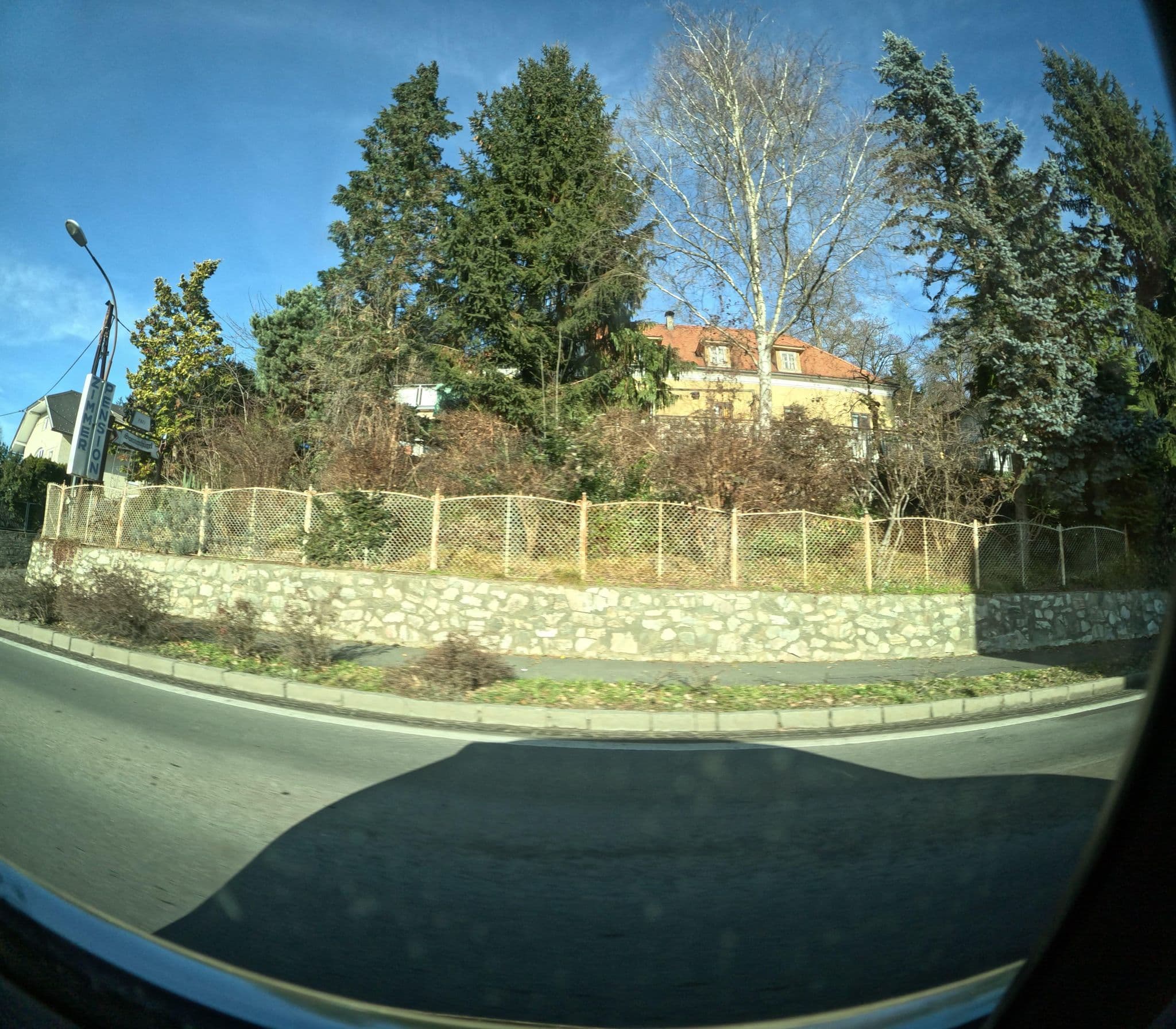 Street view near Pension Sonnenhügel, Krumpendorf — © erias (CC BY-SA · Mapillary)