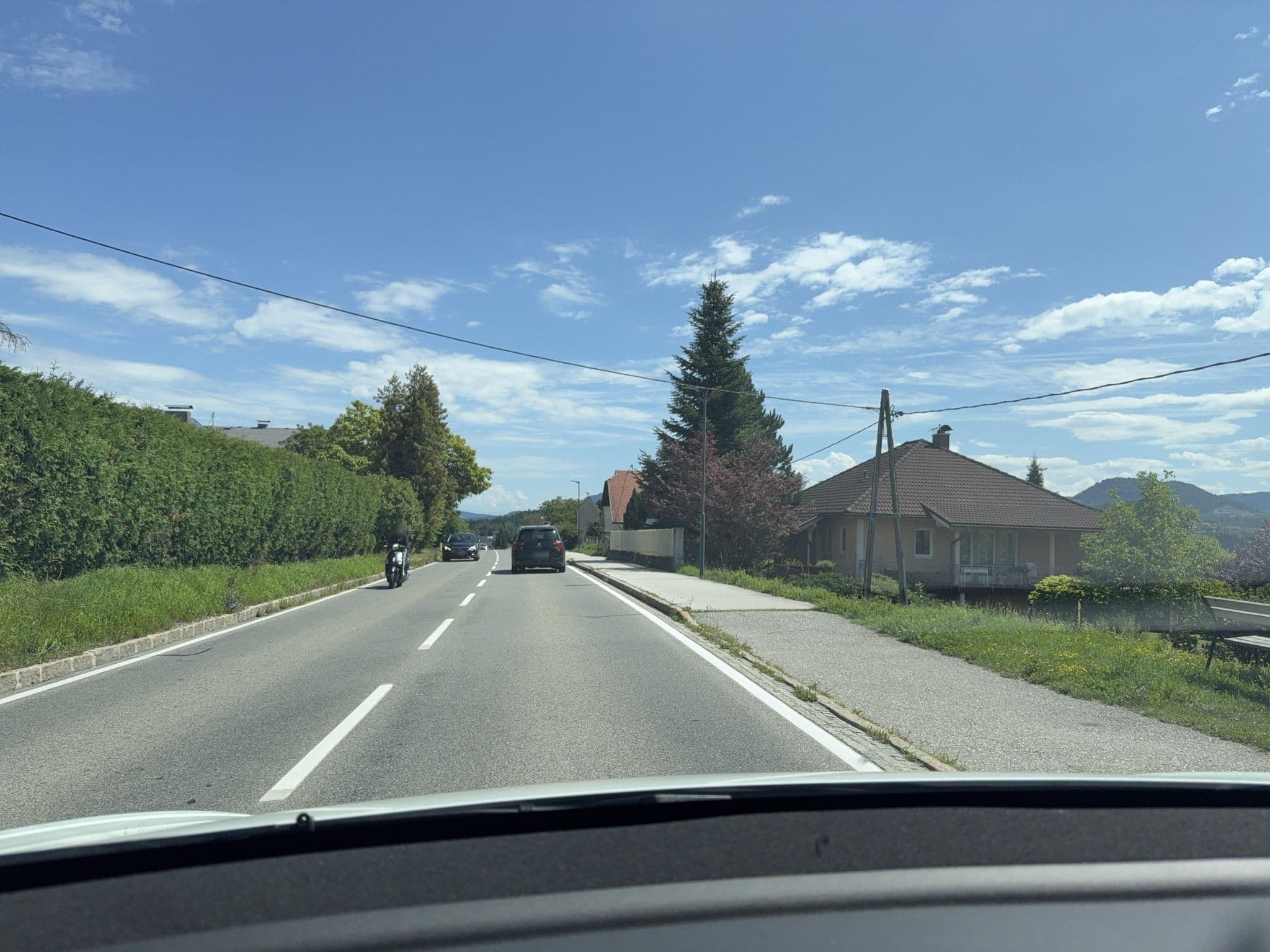 Street view near Appartements Kuchler, Velden am Wörther See — © ottor (CC BY-SA · Mapillary)