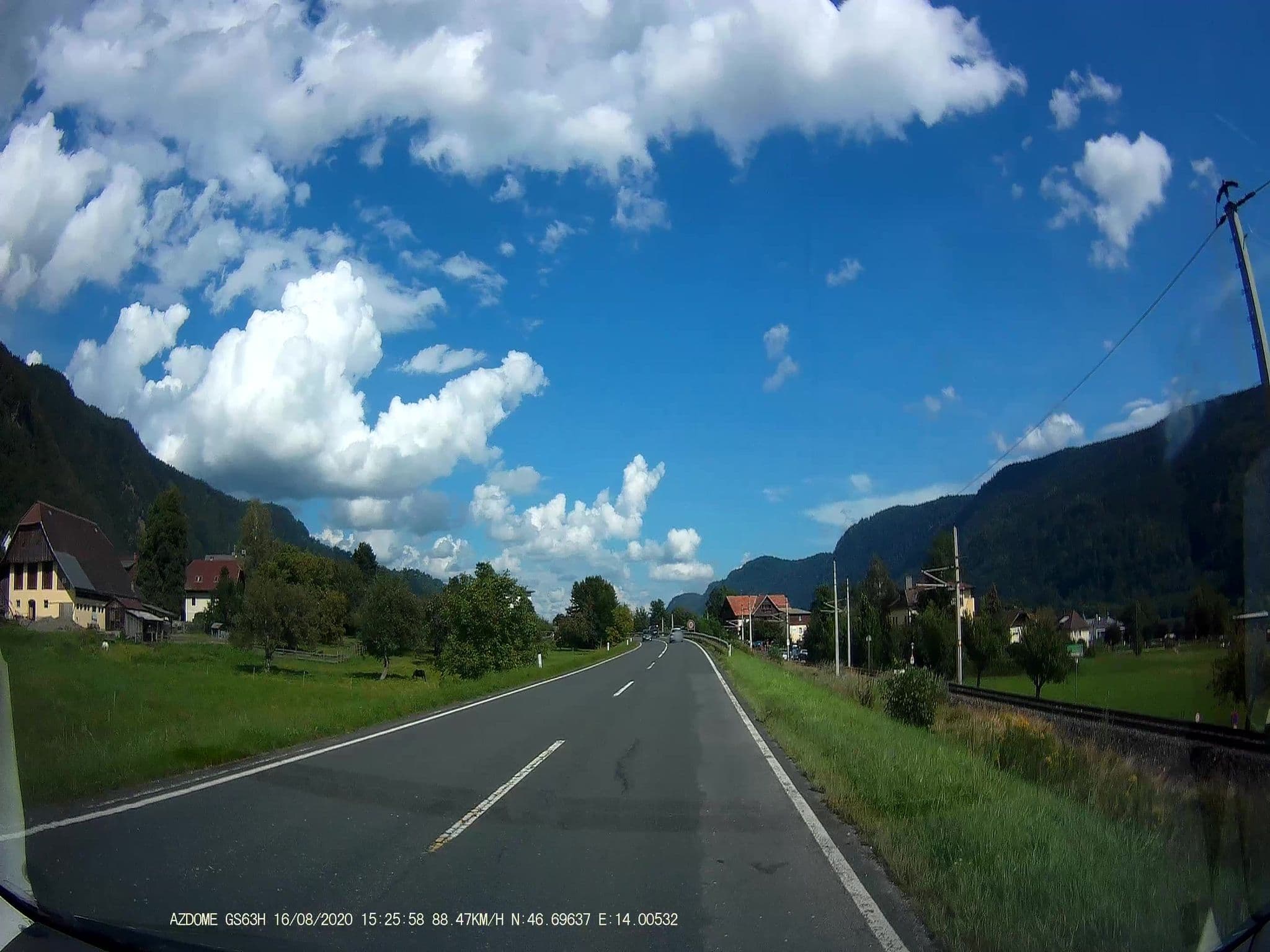 Street view near Seehotel Hoffmann, Bodensdorf — © stefan147 (CC BY-SA · Mapillary)