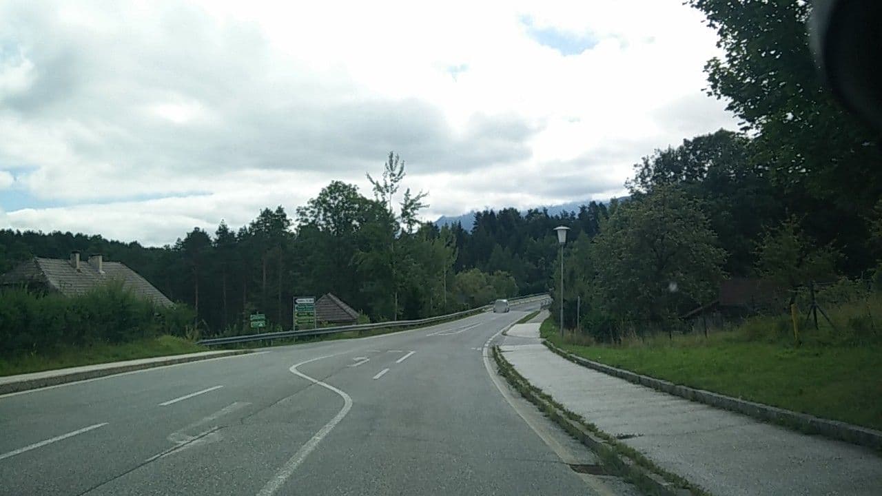 Street view near Rudolf Joachim Tepan, Velden am Wörther See — © bellazambo (CC BY-SA · Mapillary)