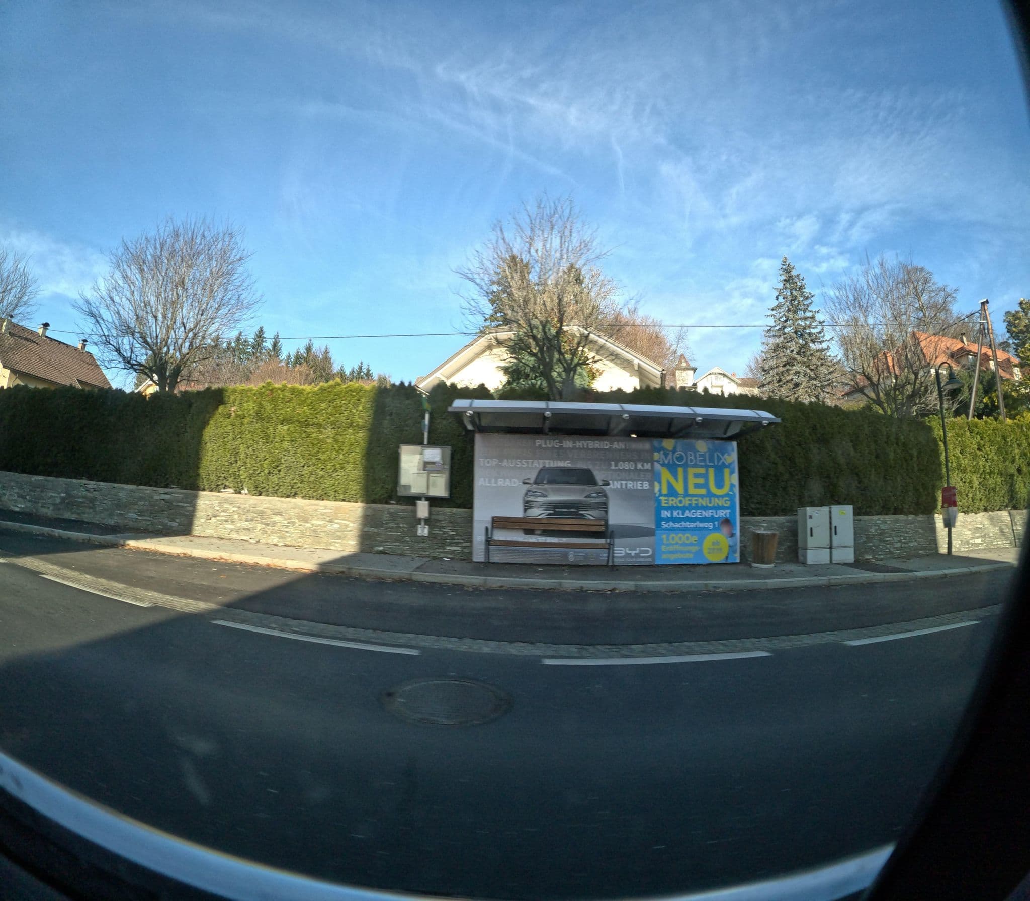 Street view near Hotel Sonnenhuegel, Krumpendorf — © erias (CC BY-SA · Mapillary)