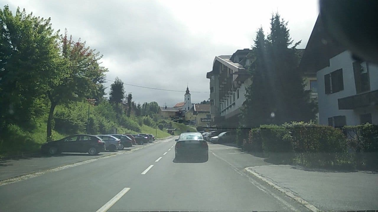 Street view near Waldschlössl, Faak am See — © bellazambo (CC BY-SA · Mapillary)
