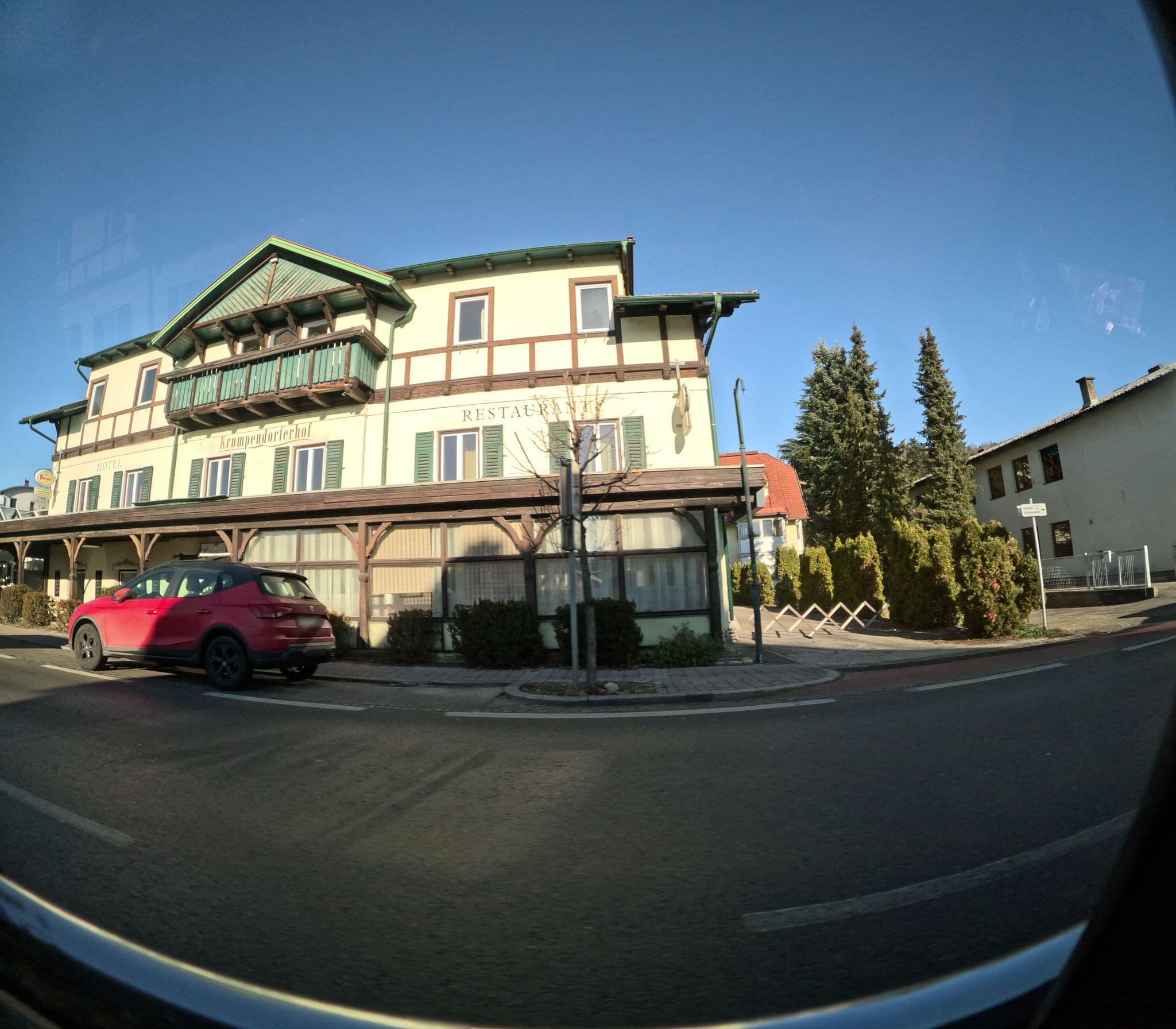 Street view near Hotel-Pension Steirerhof, Krumpendorf — © erias (CC BY-SA · Mapillary)