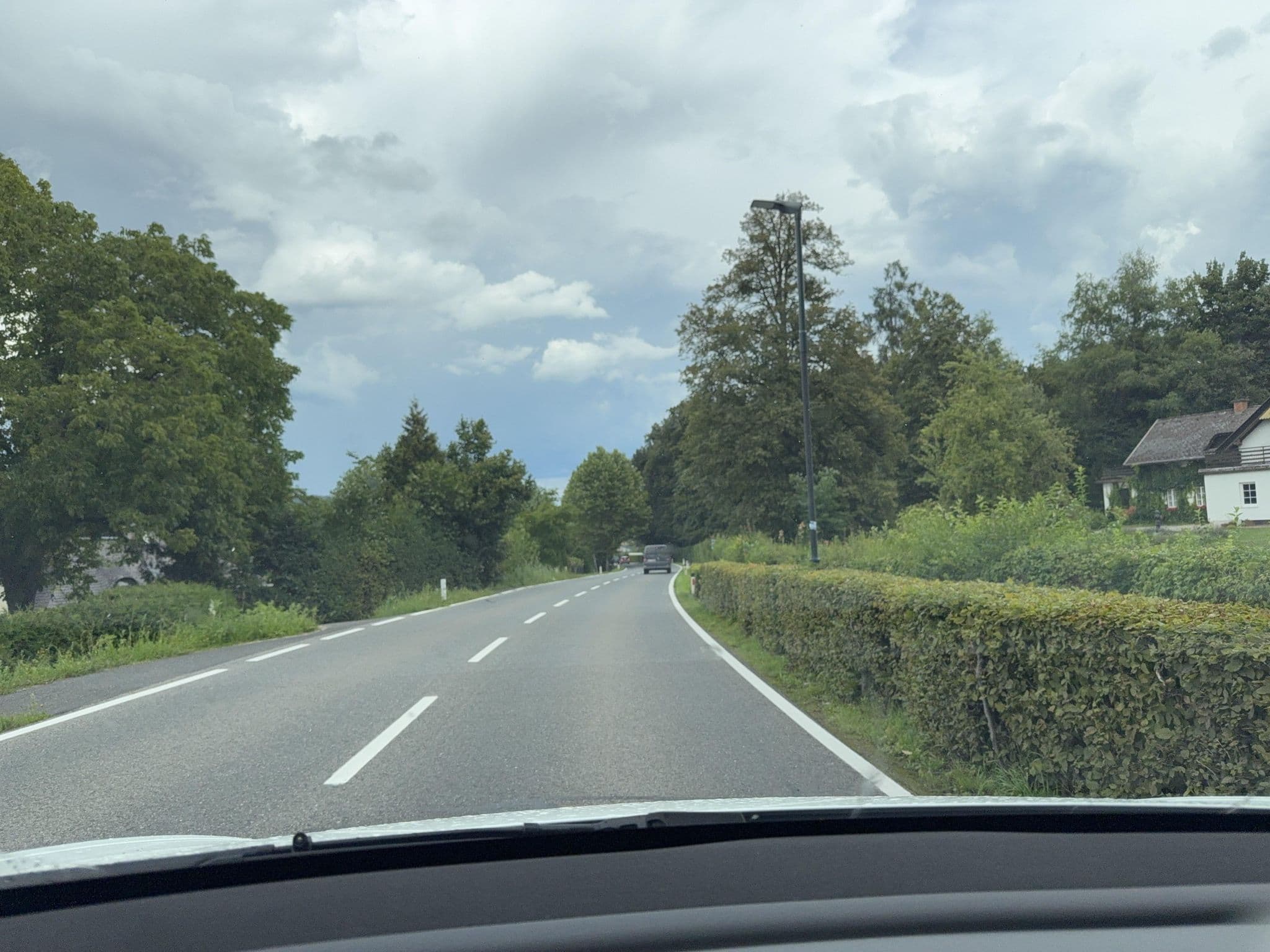Street view near Haus Carola, Velden am Wörther See — © ottor (CC BY-SA · Mapillary)