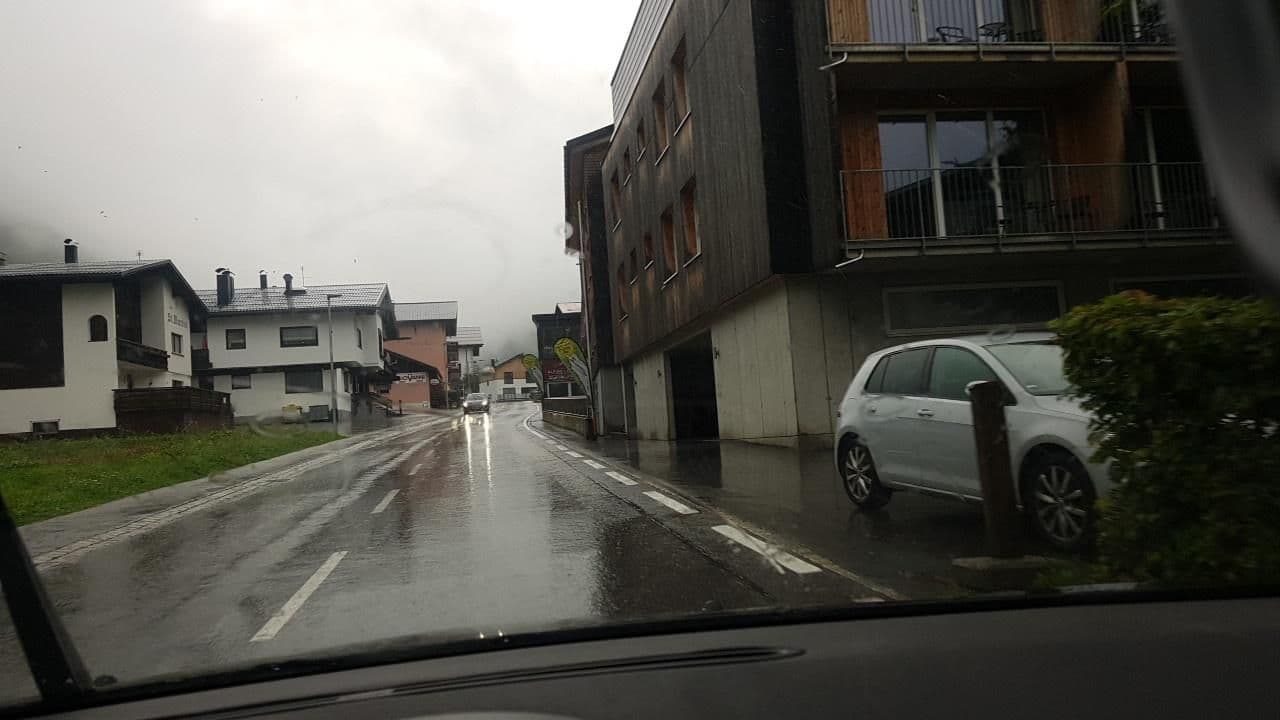 Street view near Alpine Lodge Klösterle, Lech — © mik007 (CC BY-SA · Mapillary)