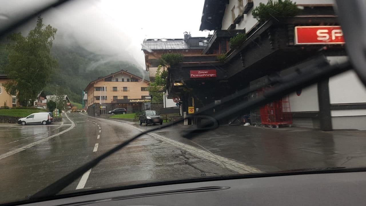 Street view near Klostertaler Bergbahnen GmbH & Co, Lech — © mik007 (CC BY-SA · Mapillary)