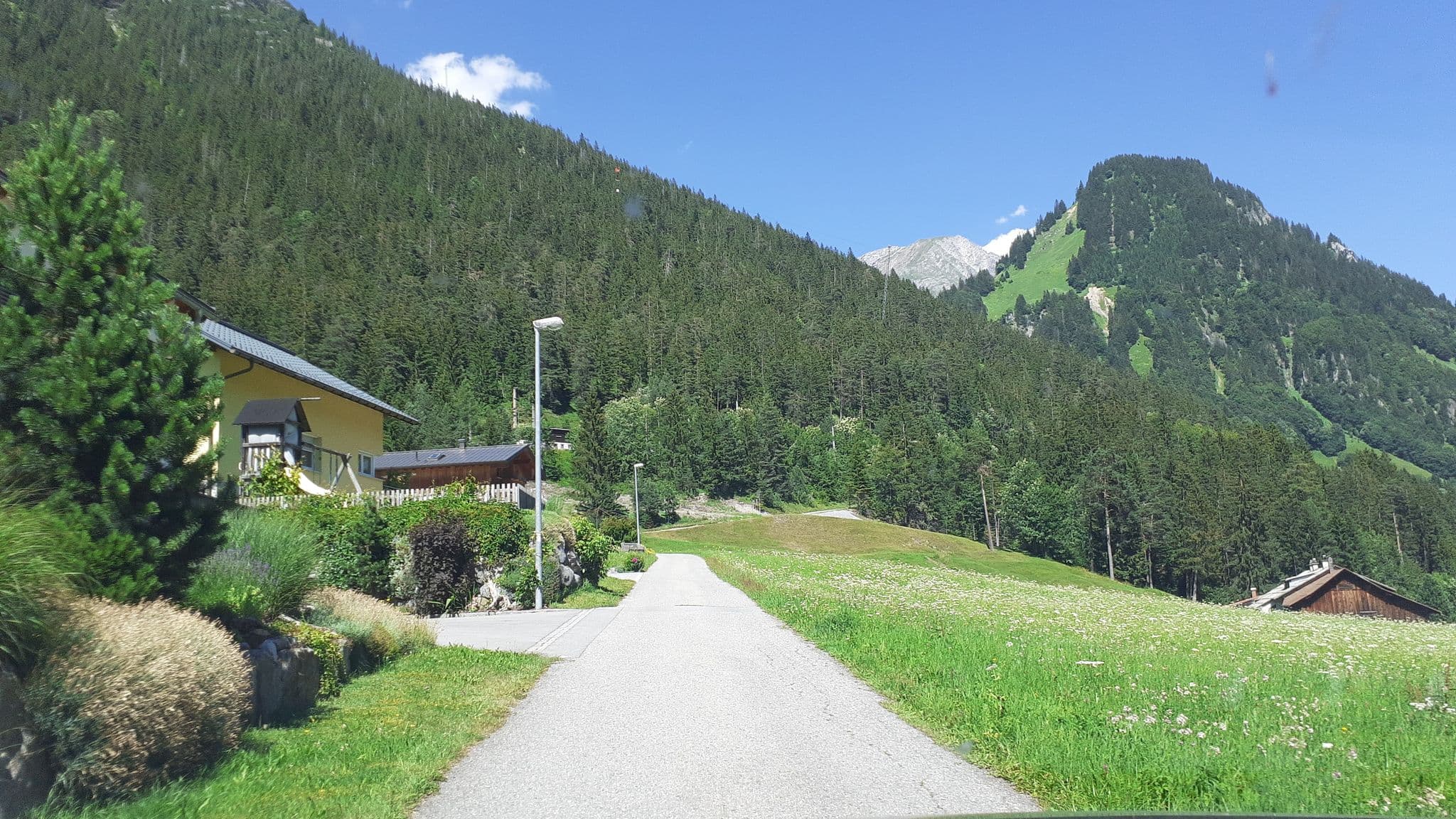 Street view near Appartement Huk, Lech — © brokuli86 (CC BY-SA · Mapillary)