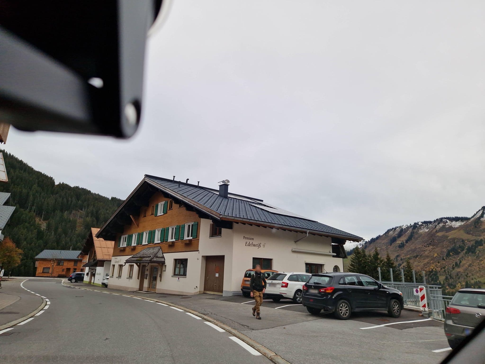 Street view near Almstüble - Bergfrieden, Mellau — © mcliquid (CC BY-SA · Mapillary)
