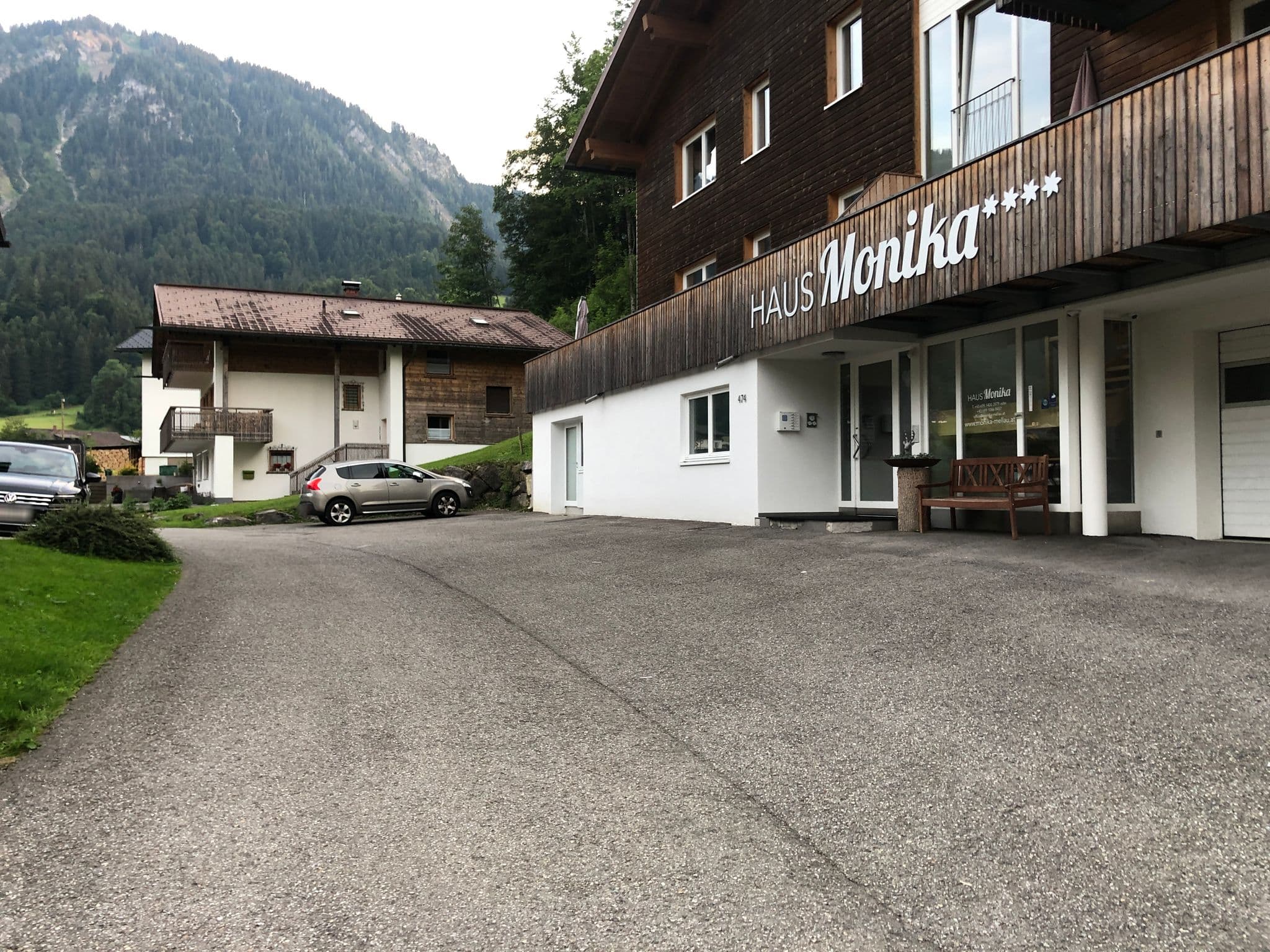 Street view near Appartementhaus Monika Mellau, Mellau — © aloggizugg (CC BY-SA · Mapillary)
