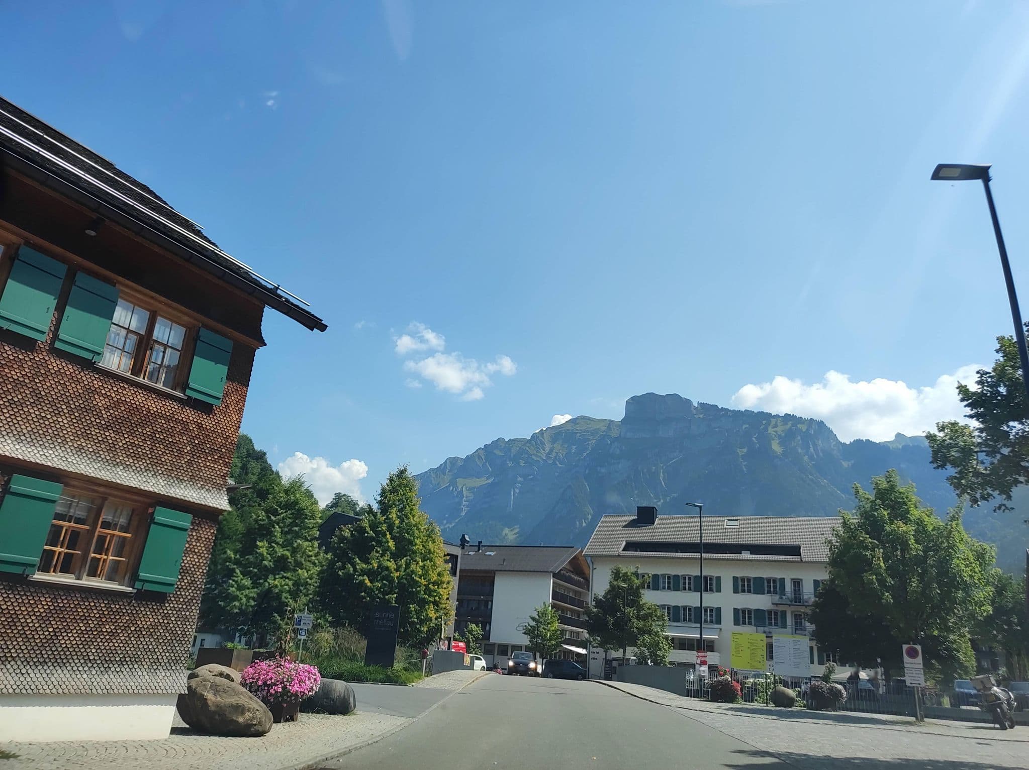 Street view near PINOT Hotelbetriebs GmbH, Mellau — © msdess (CC BY-SA · Mapillary)