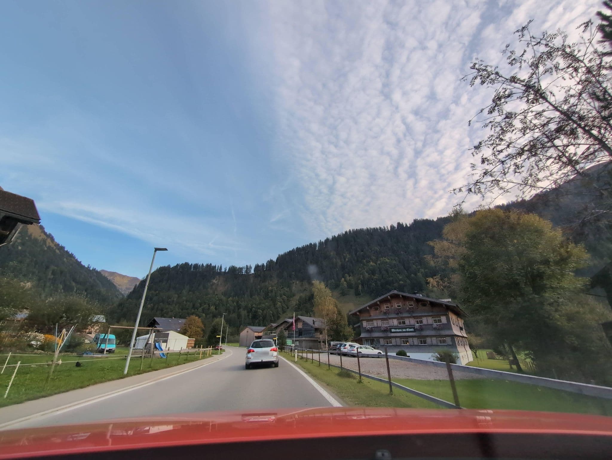 Street view near Haus Üntschenblick, Bizau — © mcliquid (CC BY-SA · Mapillary)