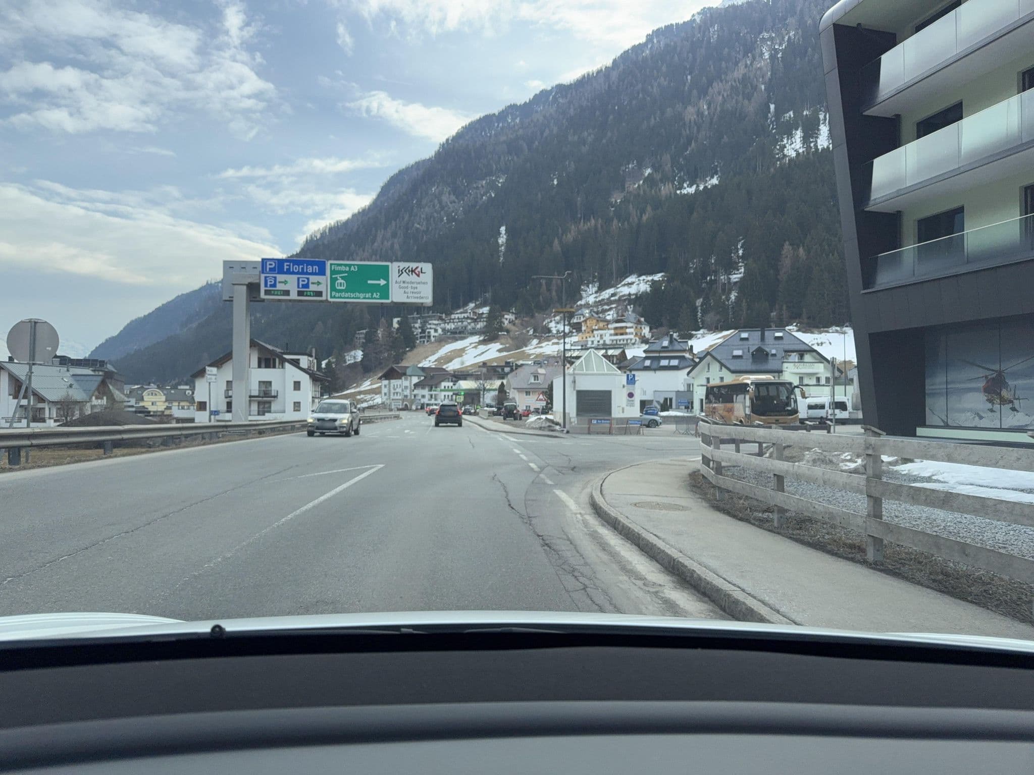 Street view near Rätikon Garni, Ischgl — © ottor (CC BY-SA · Mapillary)