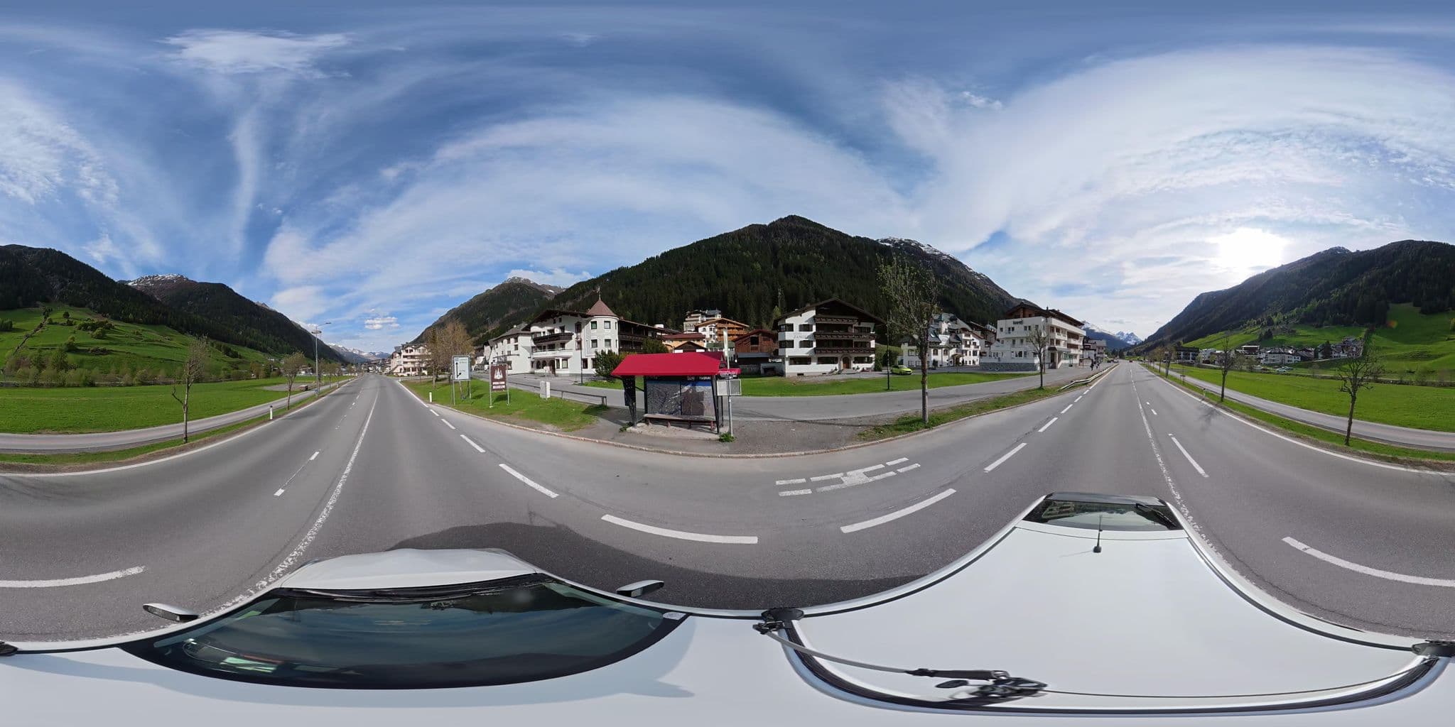 Street view near House Lwnz, Ischgl — © osmplus_org (CC BY-SA · Mapillary)