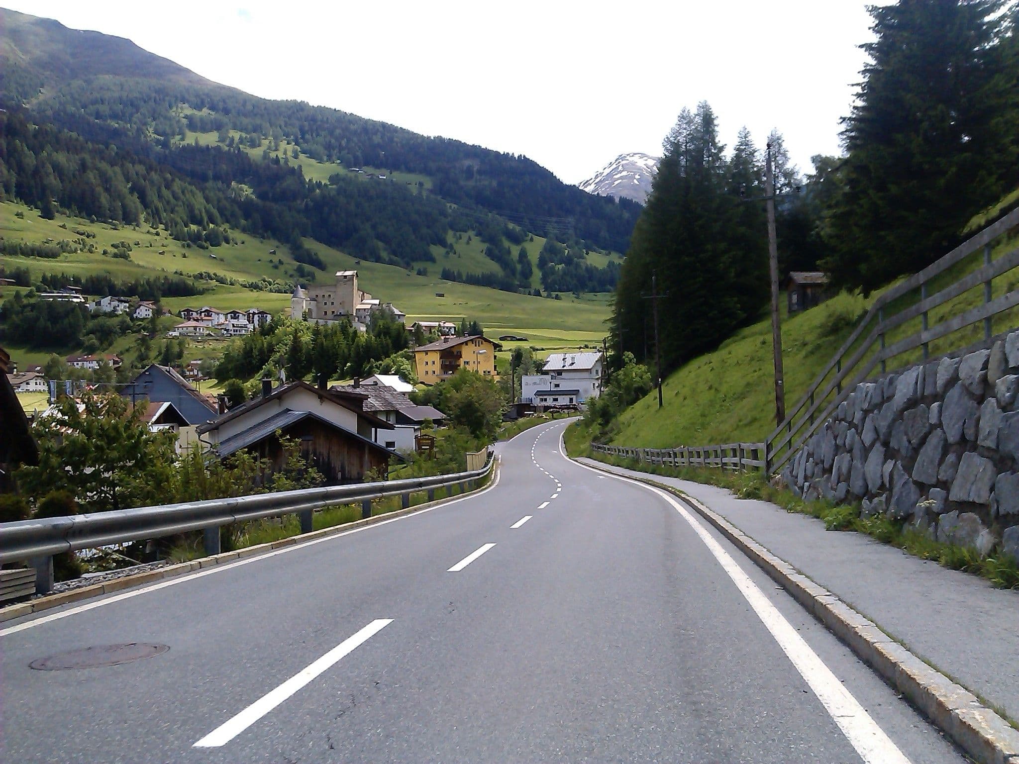 Street view near Karl Federspiel e.U. - Hotel Bergblick, Nauders — © changchun1 (CC BY-SA · Mapillary)