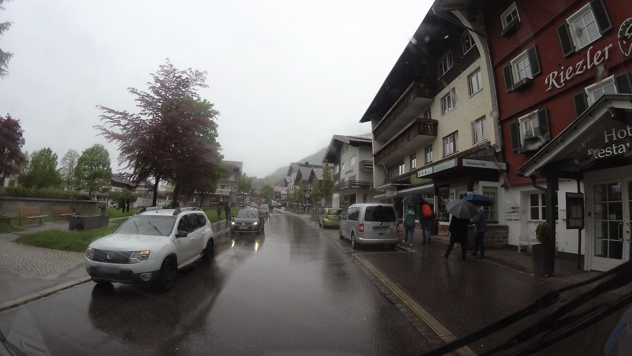 Street view near Hotel Riezlerhof Betriebsgesellschaft M.b.h. & Co, Riezlern — © teddy73 (CC BY-SA · Mapillary)