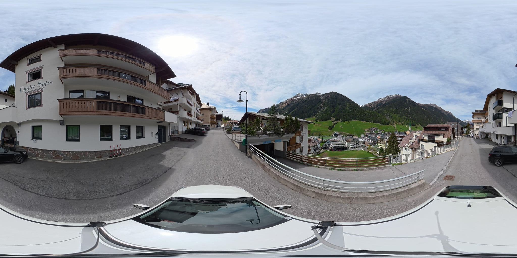 Street view near Chalets Sofie, Ischgl — © osmplus_org (CC BY-SA · Mapillary)