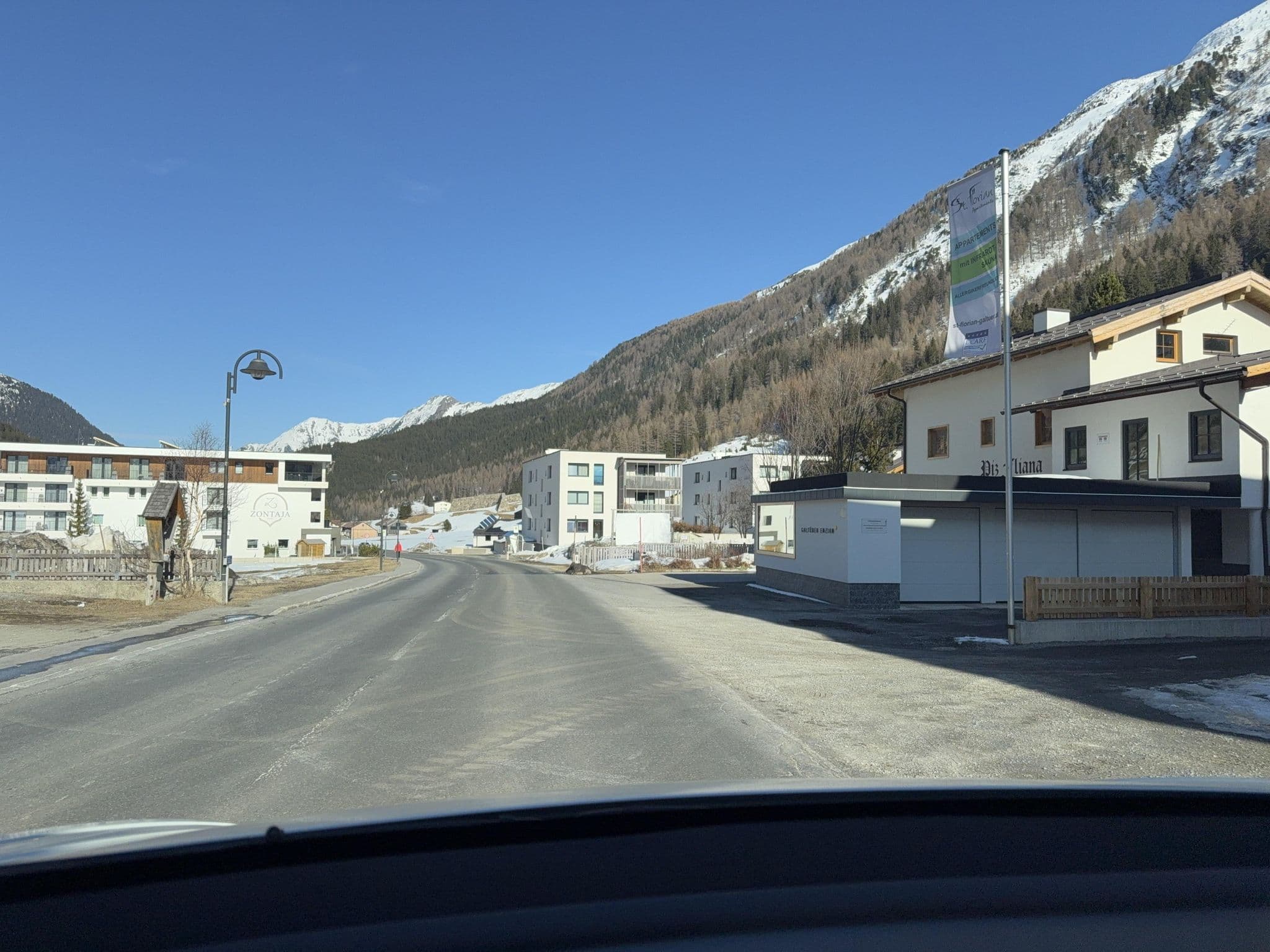 Street view near Piz Fliana, Ischgl — © ottor (CC BY-SA · Mapillary)