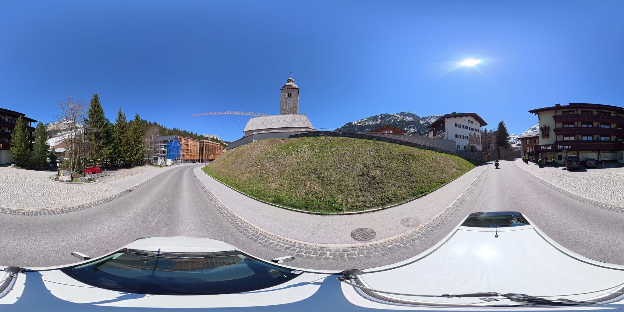 Street view near GESUNDHEITSHOTEL SCHWEITZER Pirktl GmbH & Co, Lech — © osmplus_org (CC BY-SA · Mapillary)