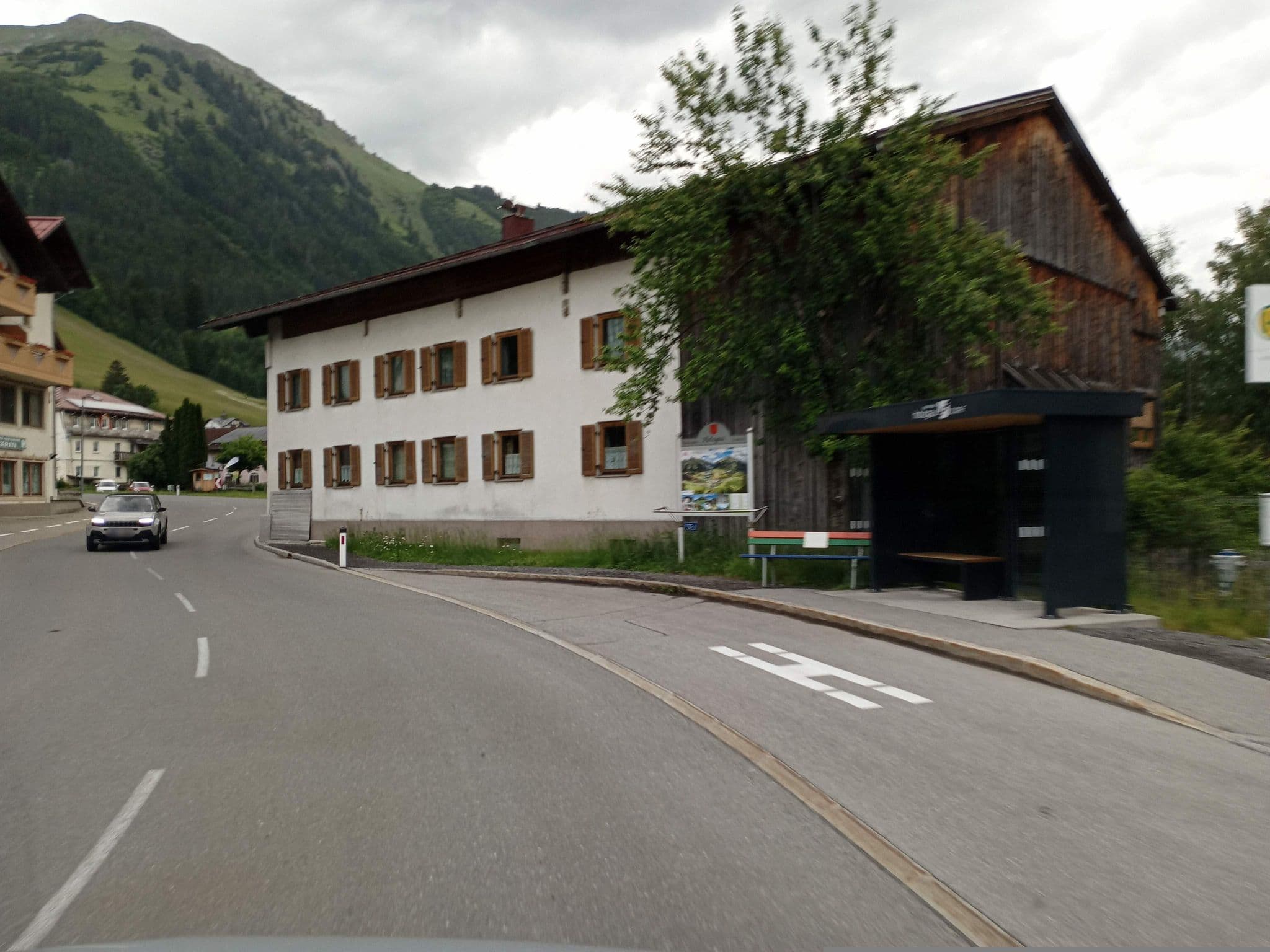 Street view near Silvia Wolf, Pettneu — © atze02 (CC BY-SA · Mapillary)