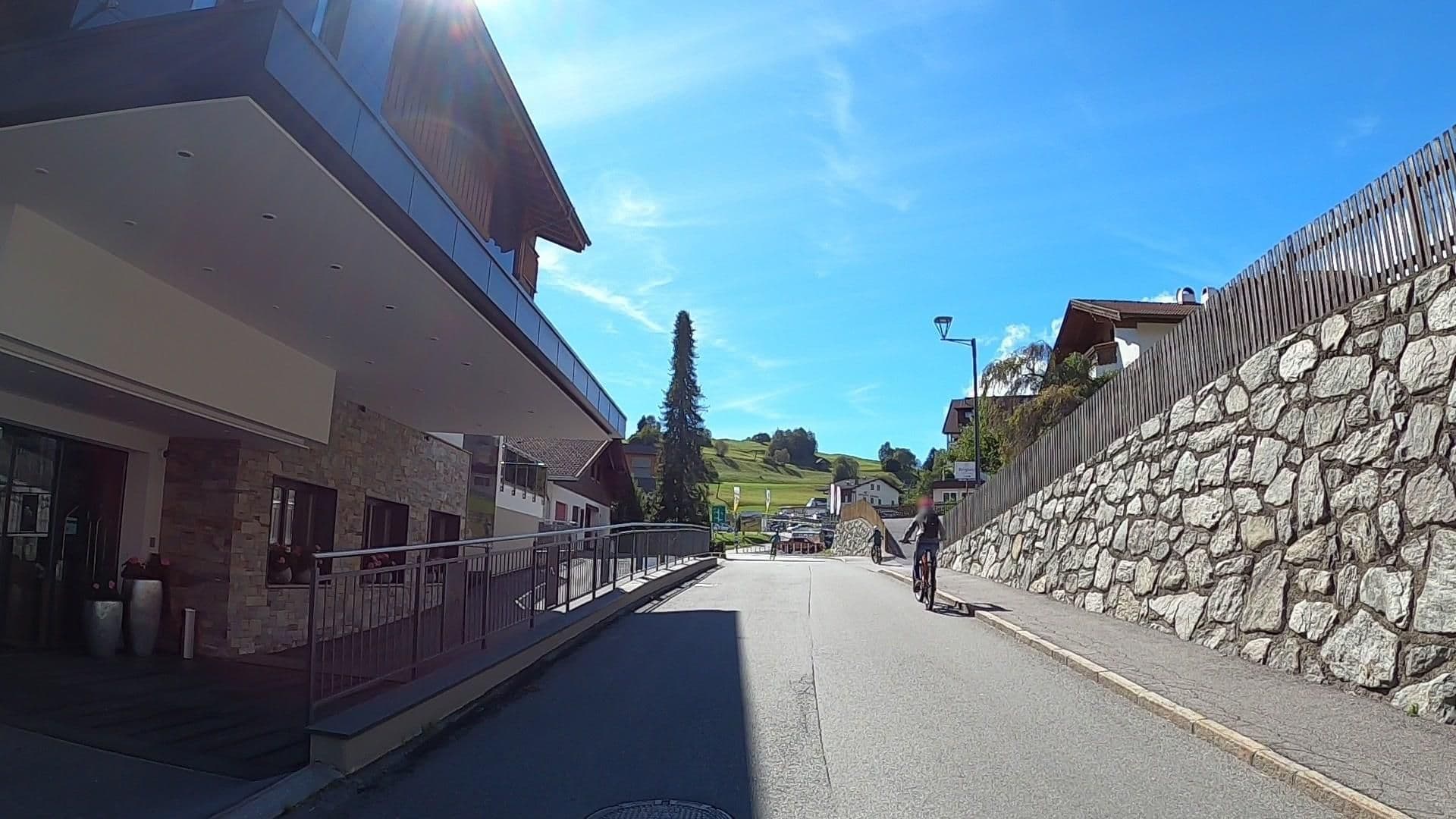 Street view near Hotel Bergland, Prutz — © osmplus_org (CC BY-SA · Mapillary)