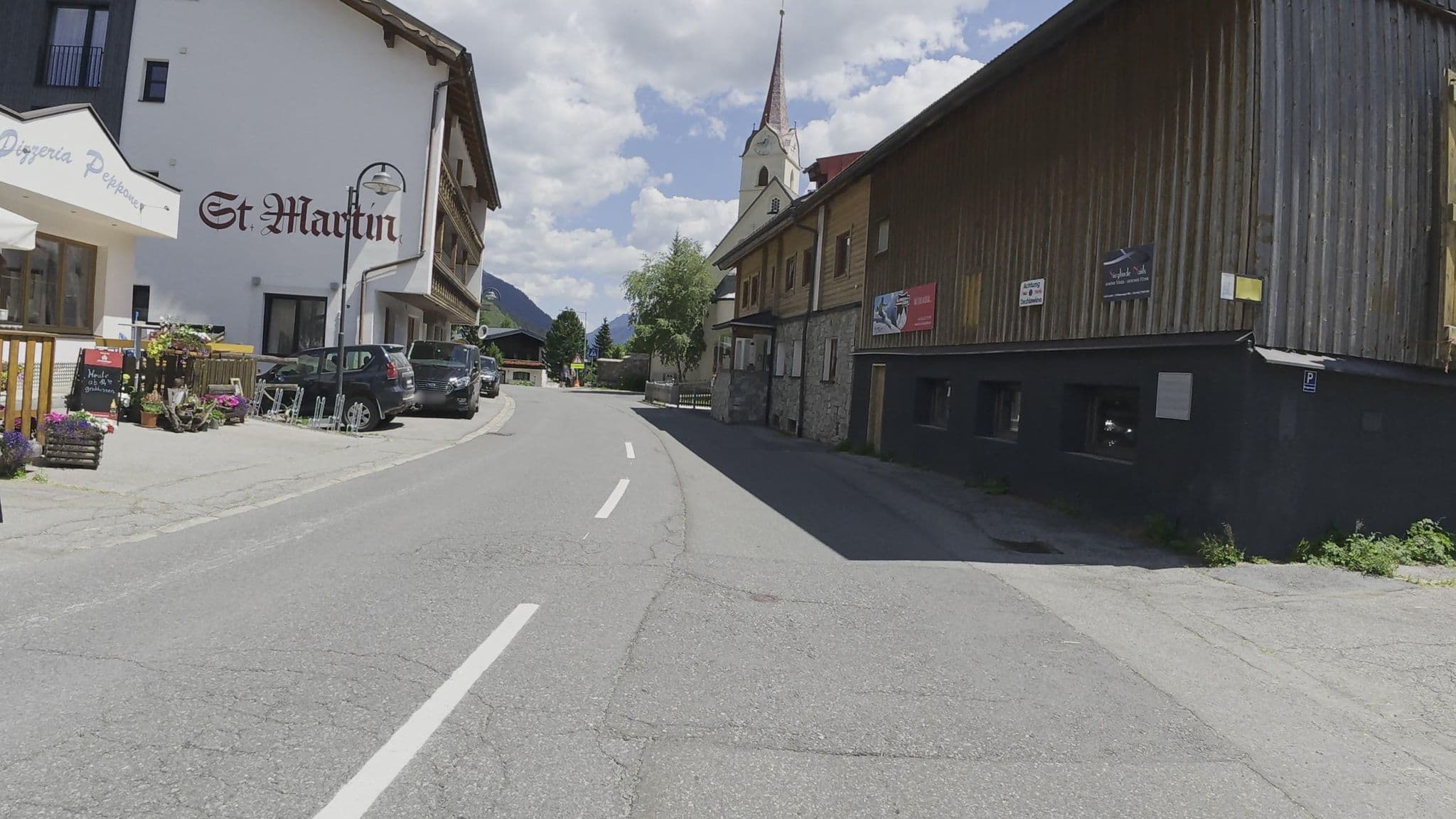 Street view near Bauernhof Kingershof, Ischgl — © Guzzi_Franze (CC BY-SA · Mapillary)