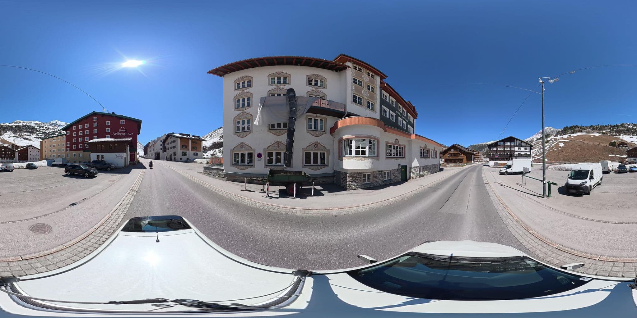 Street view near Central-Sporthotel Edelweiss, Engelbert Strolz Erben, Lech — © osmplus_org (CC BY-SA · Mapillary)