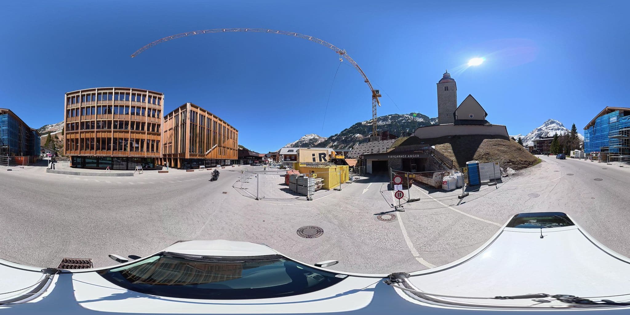 Street view near Hotel, AURIGA Strolz GmbH & Co, Lech — © osmplus_org (CC BY-SA · Mapillary)