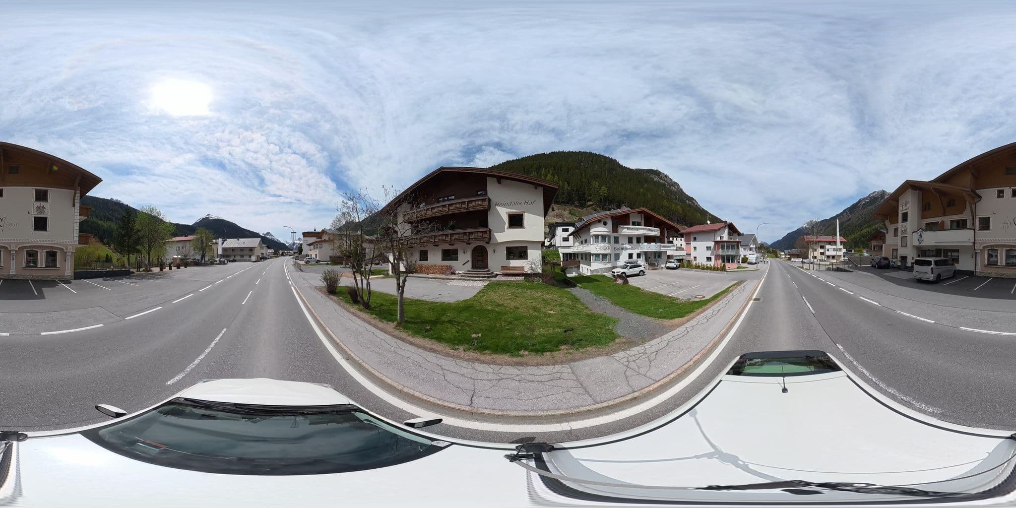Street view near hotel alp larain room 207, Ischgl — © osmplus_org (CC BY-SA · Mapillary)