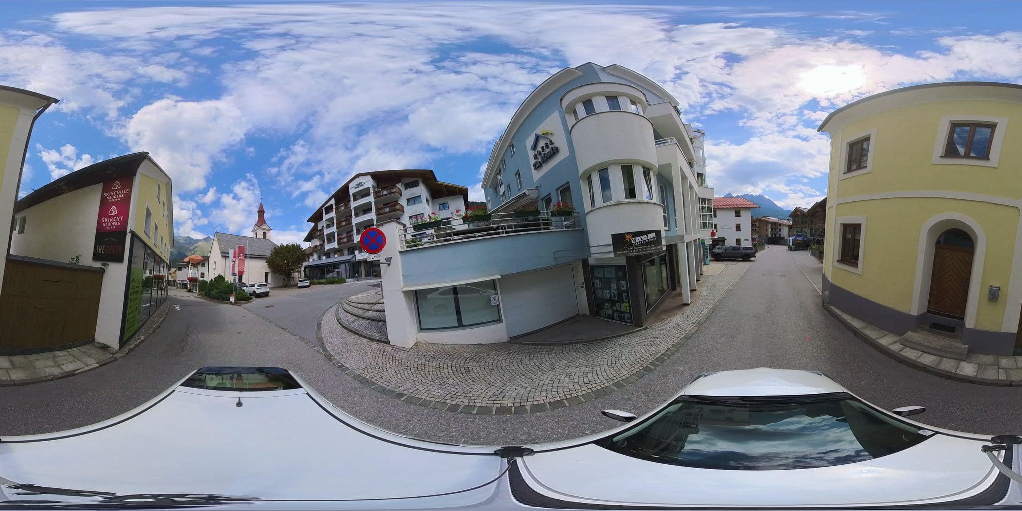 Street view near Gabriele Noggler, Nauders — © osmplus_org (CC BY-SA · Mapillary)